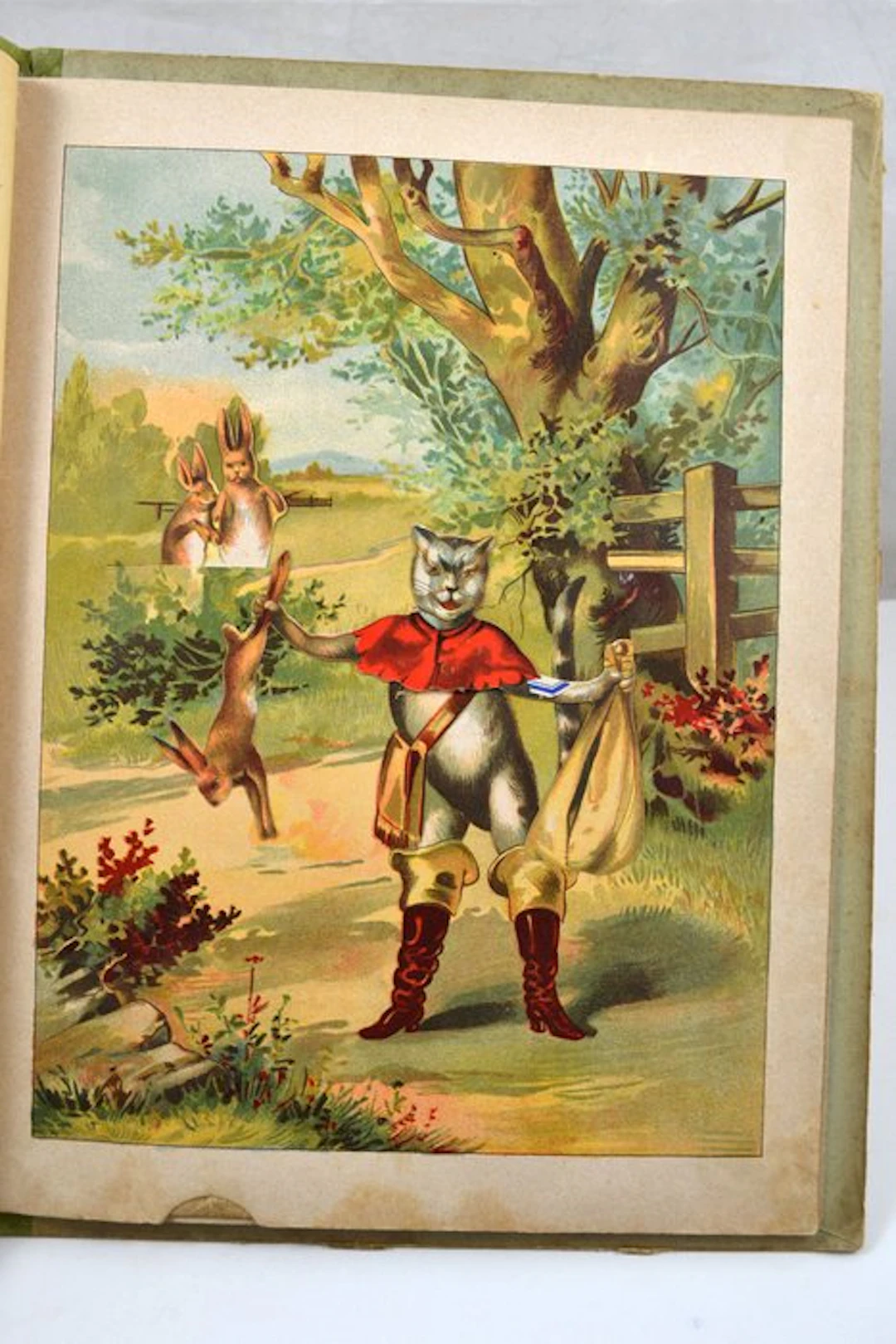 Charles Perrault - Capendu - Le Chat Botté. [Livre à sytème fonctionnel] - 1890