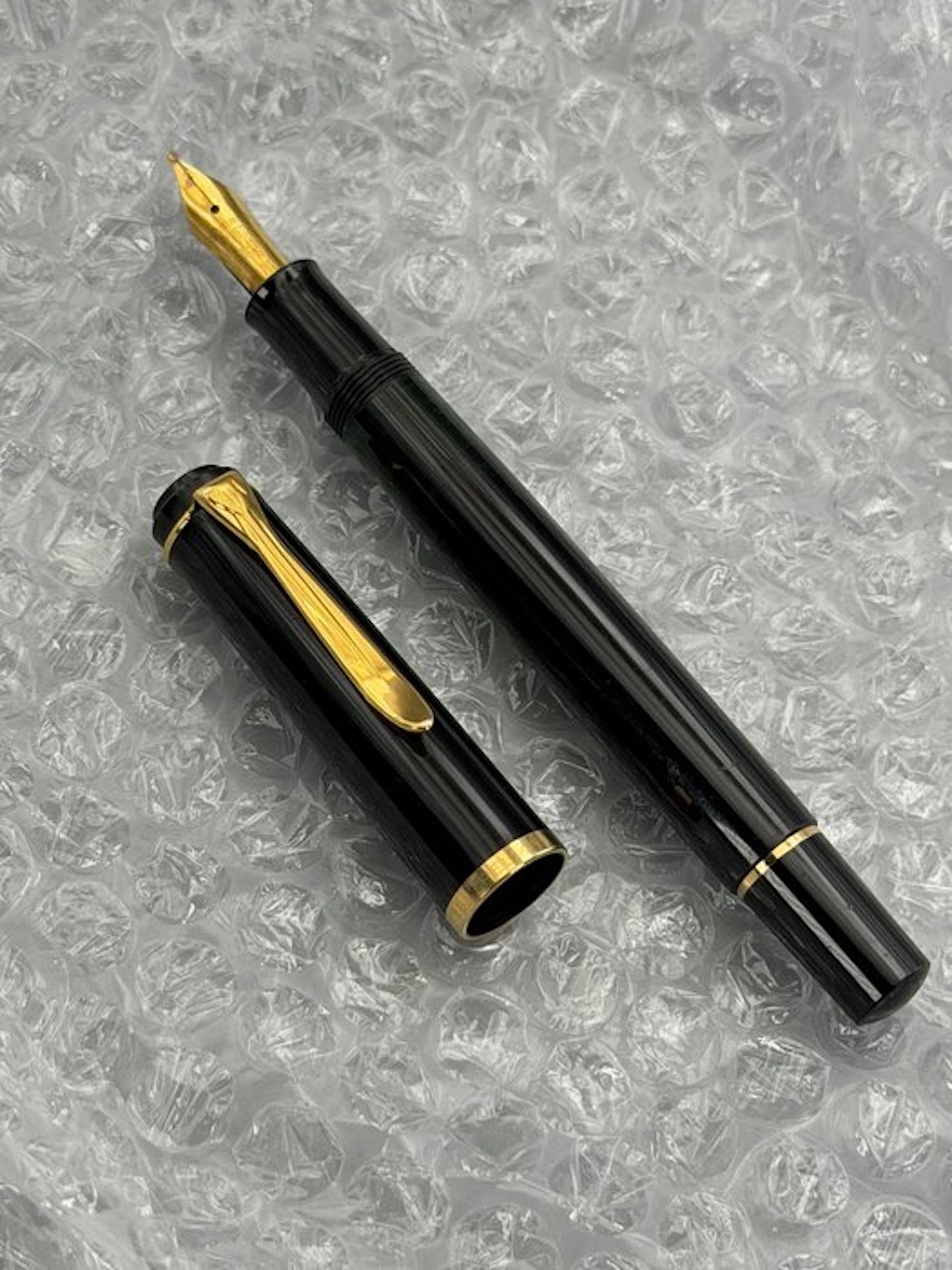 Pelikan - M150 Klassiker – Vintage Kolbenfüllfederhalter...