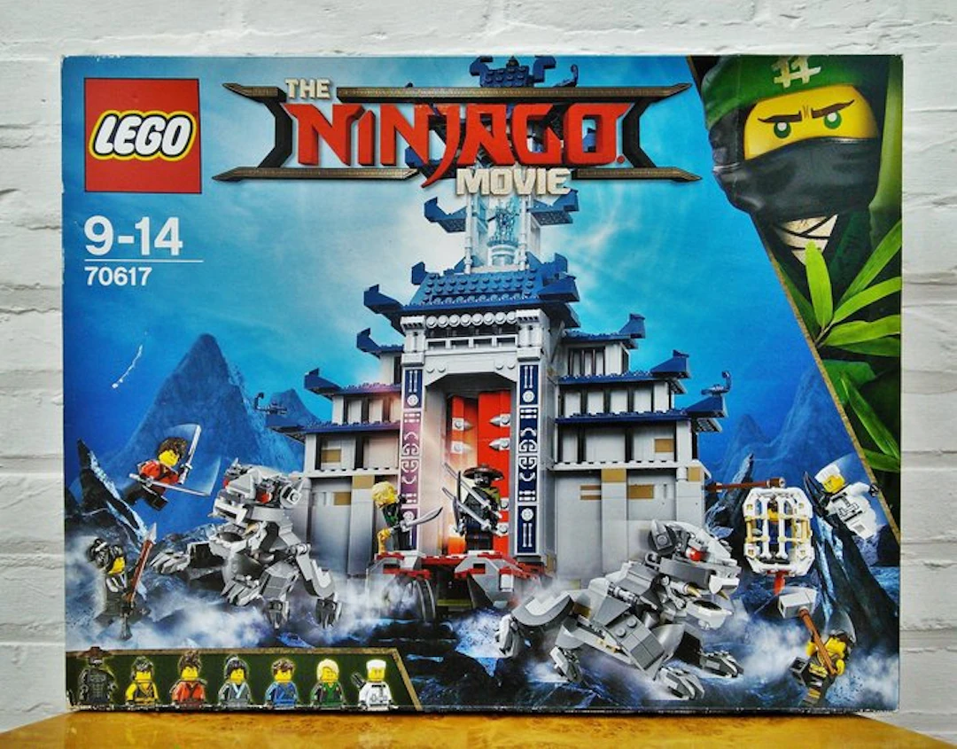 LEGO Set - Ninjago - 70617 - Temple of the Ultimate Weapon (Sealed box)