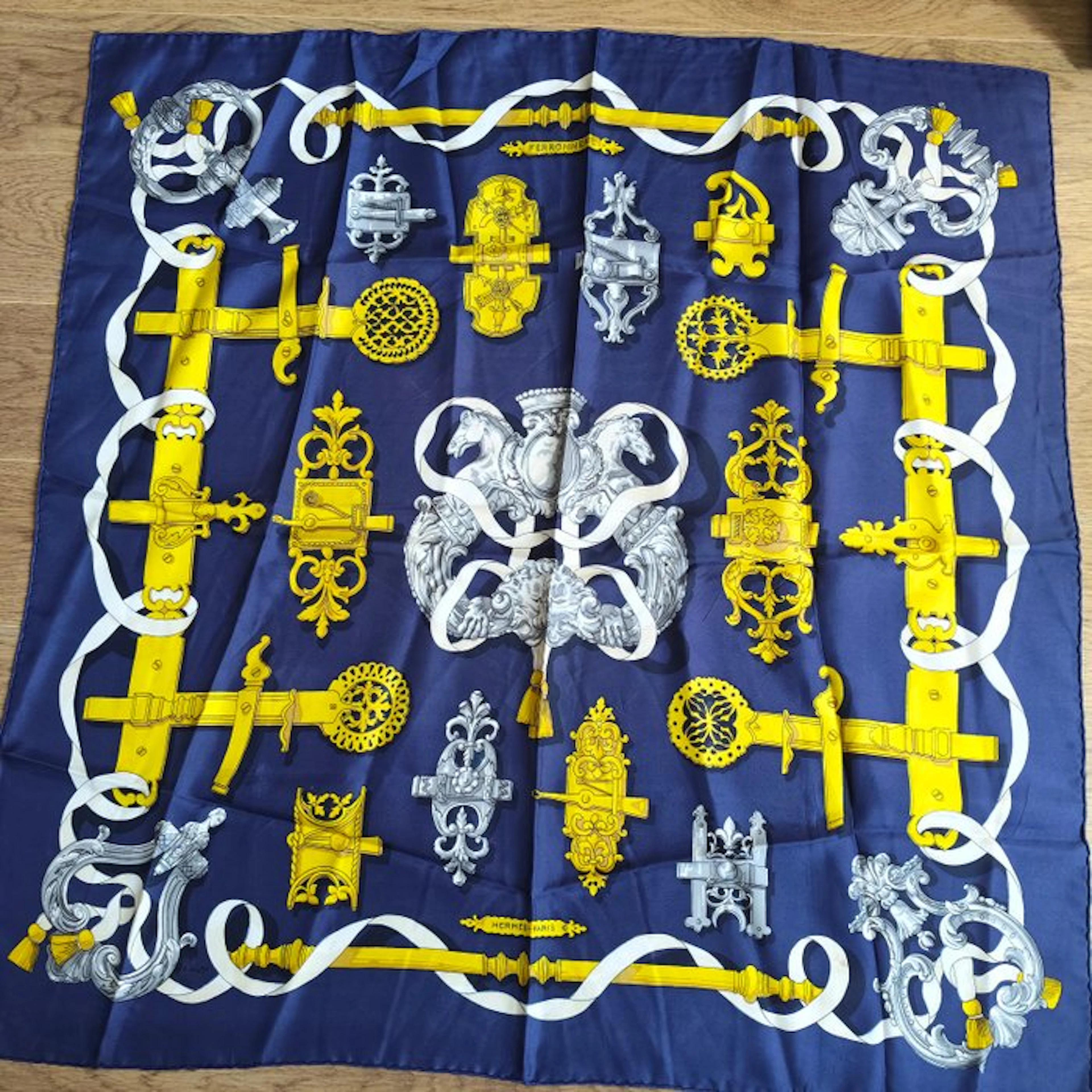 Hermès - Ferronnerie - Foulard