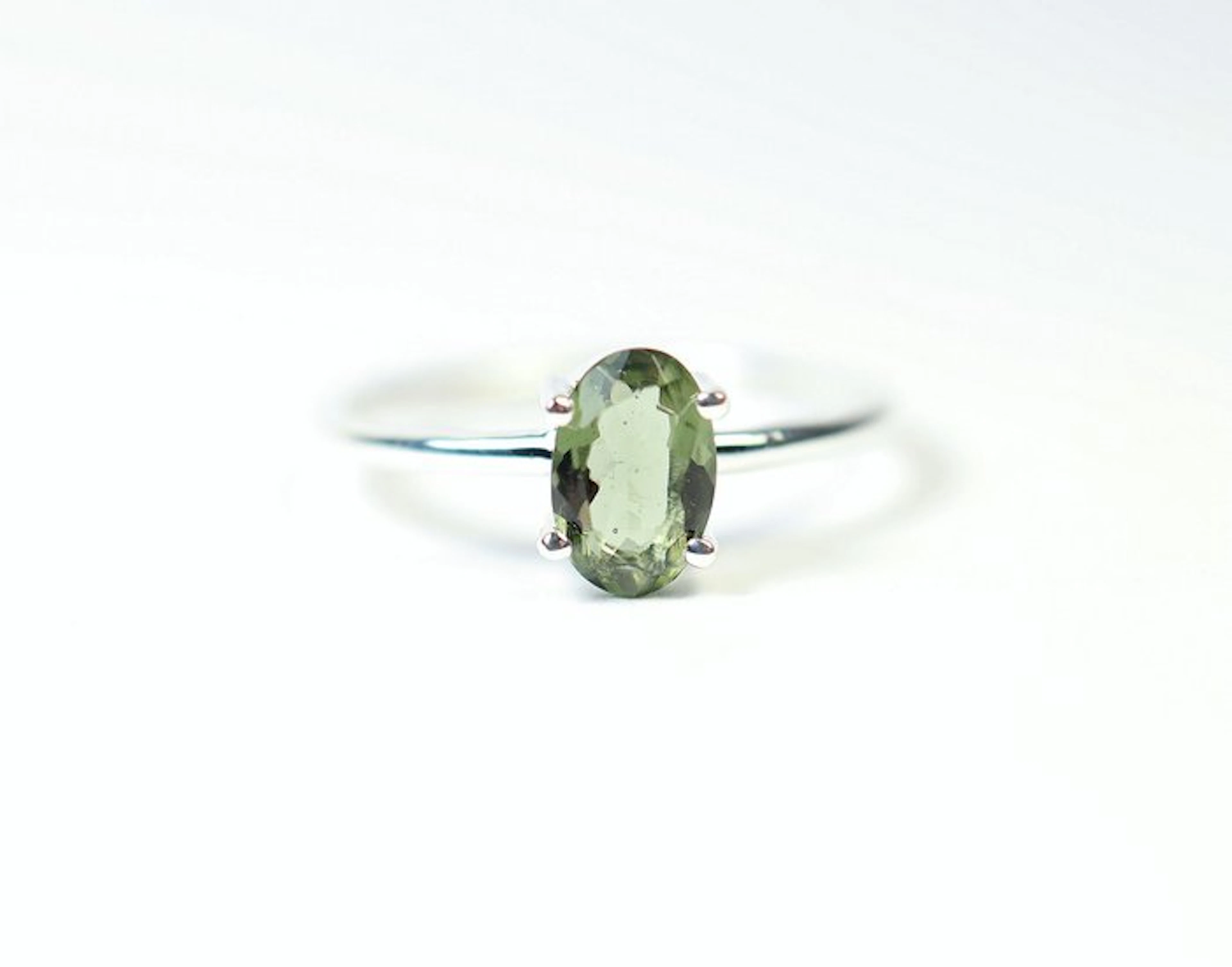 Ring Moldavite / faceted / new - 1.54 g - (1)