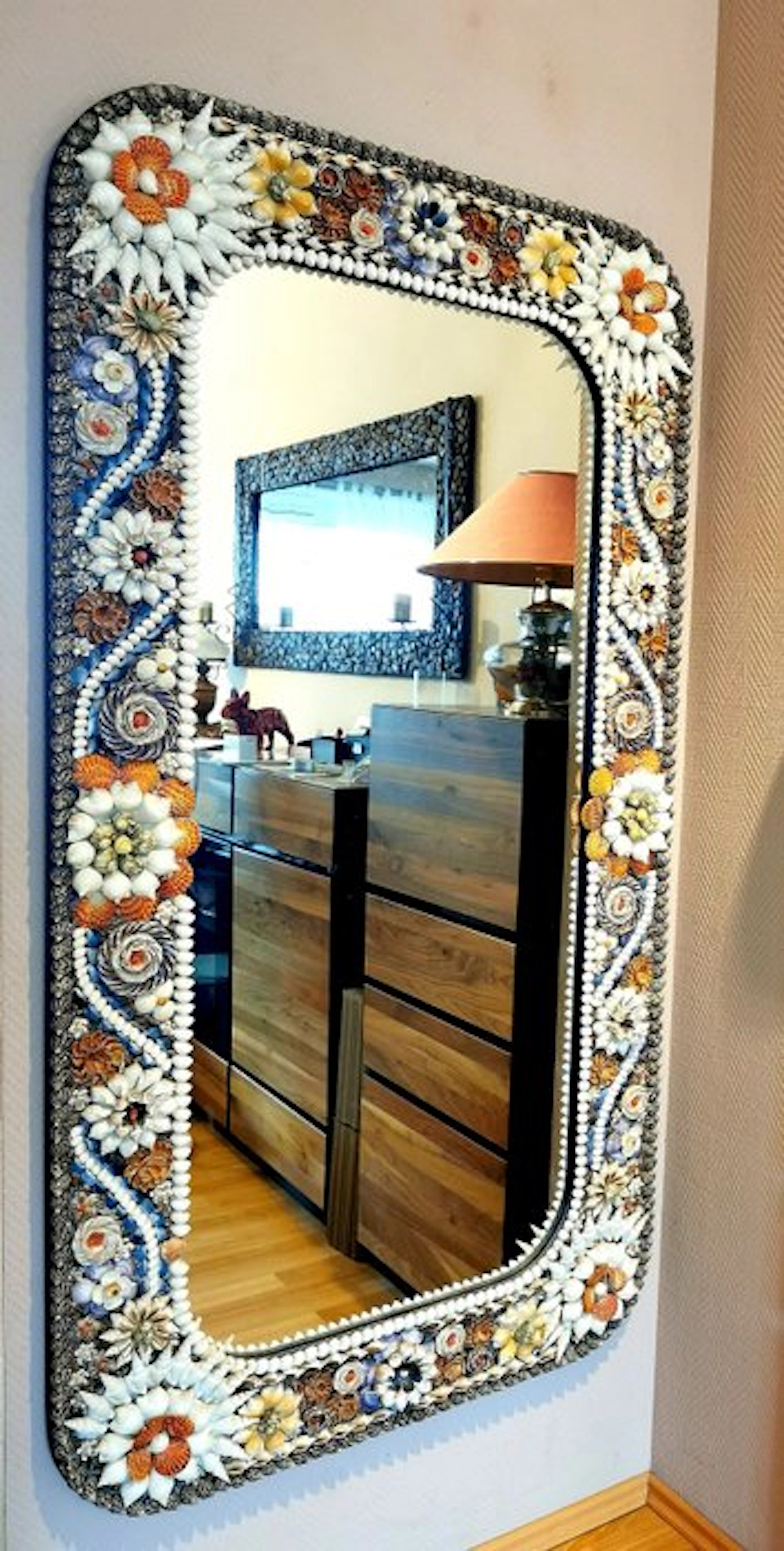 Wall mirror - Glass, Wood, Shell, Resin - Muschelspiegel