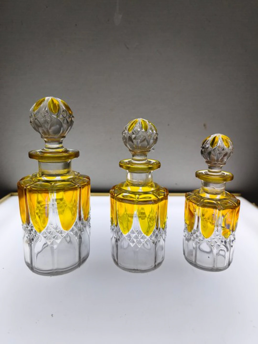Val Saint Lambert - Perfume flask (3) - cut glass