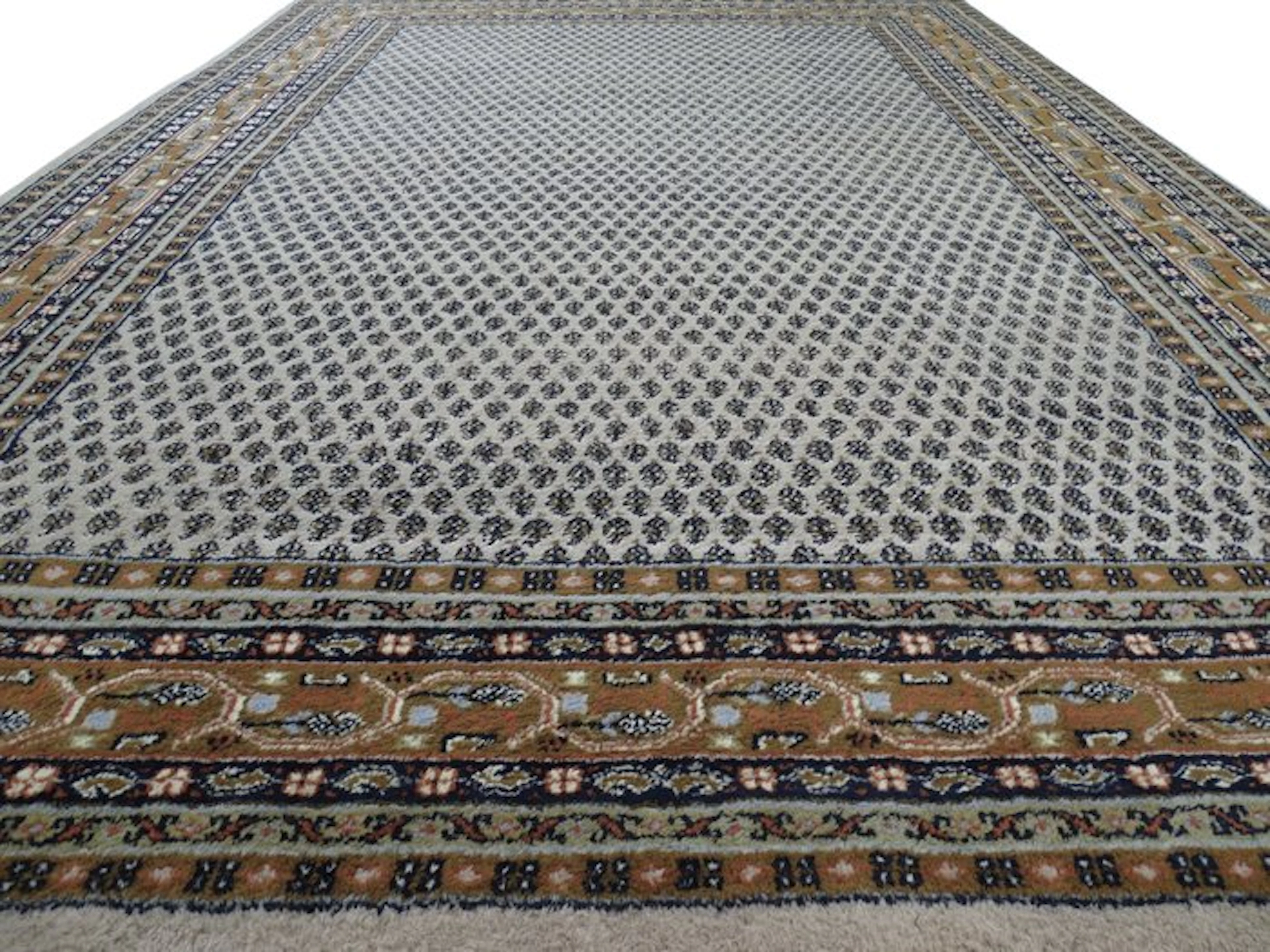 Me - Cleaned - Rug - 336 cm - 246 cm