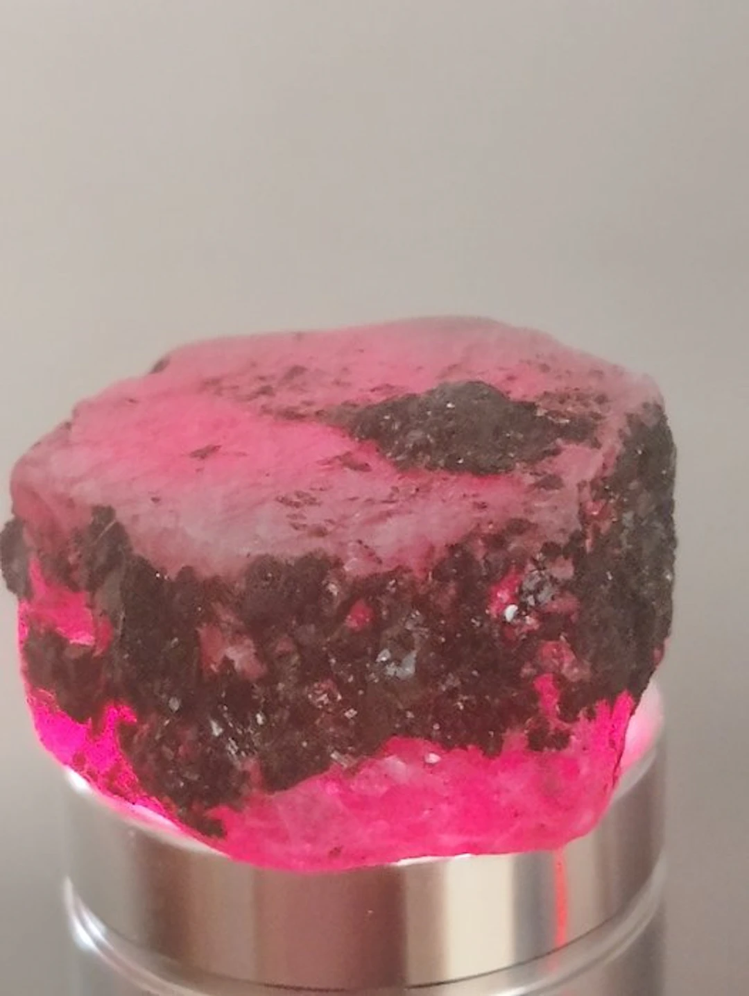 Ruby Rough - Height: 3.2 cm - Width: 3 cm- 44.76 g - (1)