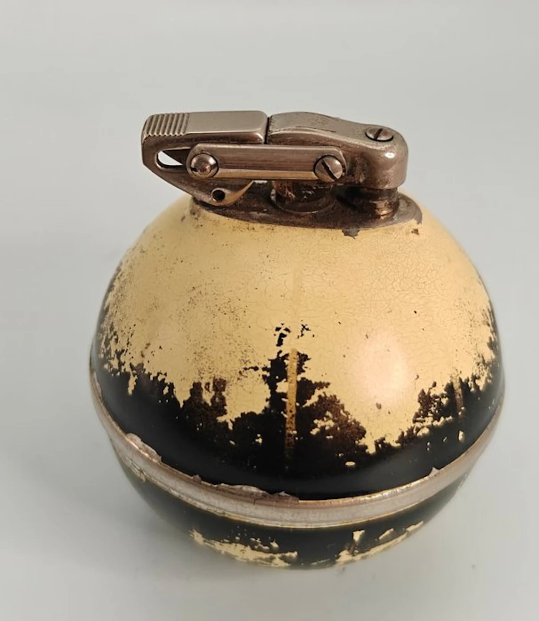 Karl Wieden - Spherical Table Lighter - Semi Automatic - Lighter - Lacquer