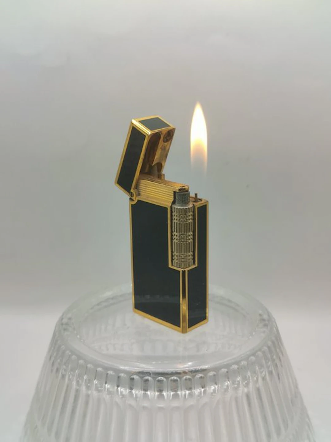 Colibri - ROLA 8 - No reserve price - Pocket lighter - Gold-plated, Lacquer