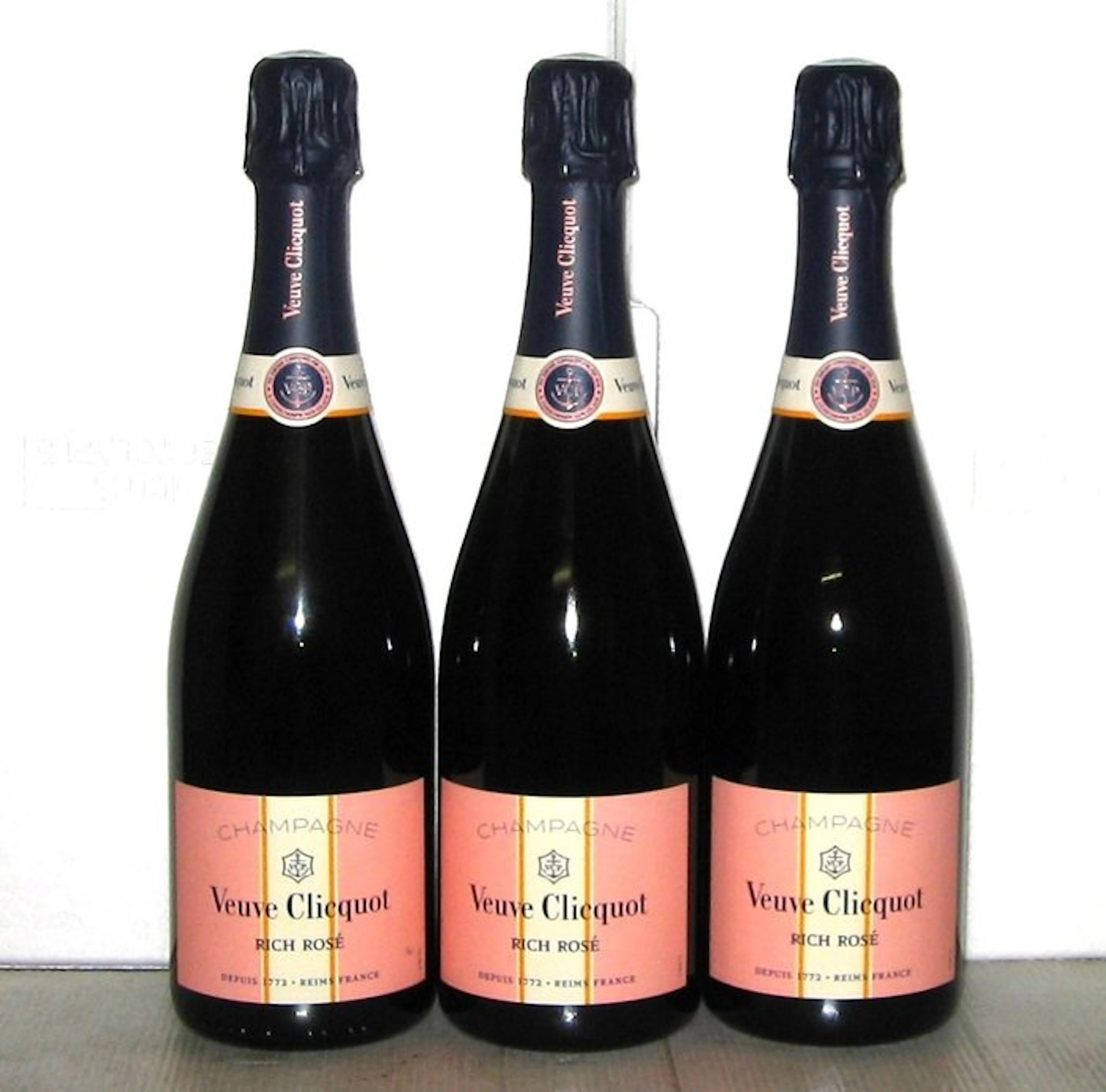 Veuve Clicquot, Rich Rosé - Champagne Rosé - 3 Bottles (0.75L)