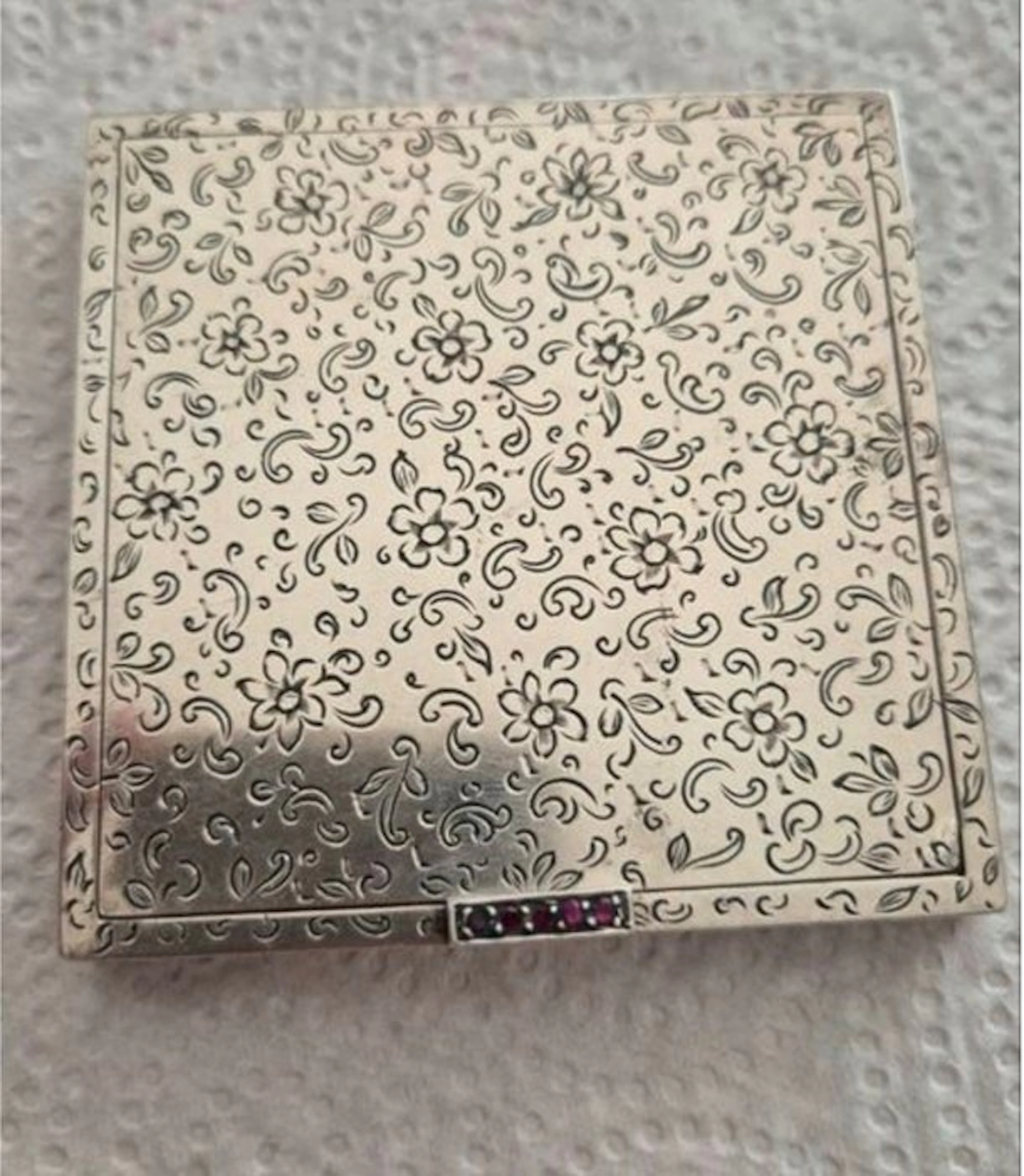Toilet set - .800 silver - old powder mill
