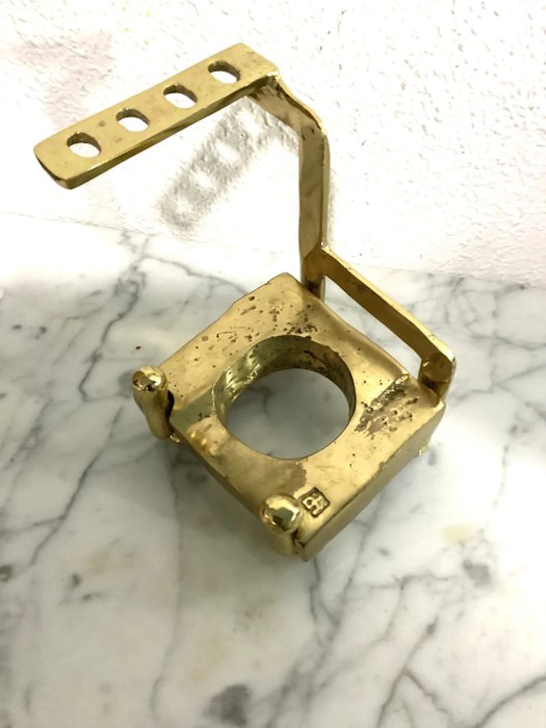 Sculpture, David Marshall Holder - 16 cm - Brass - 1990