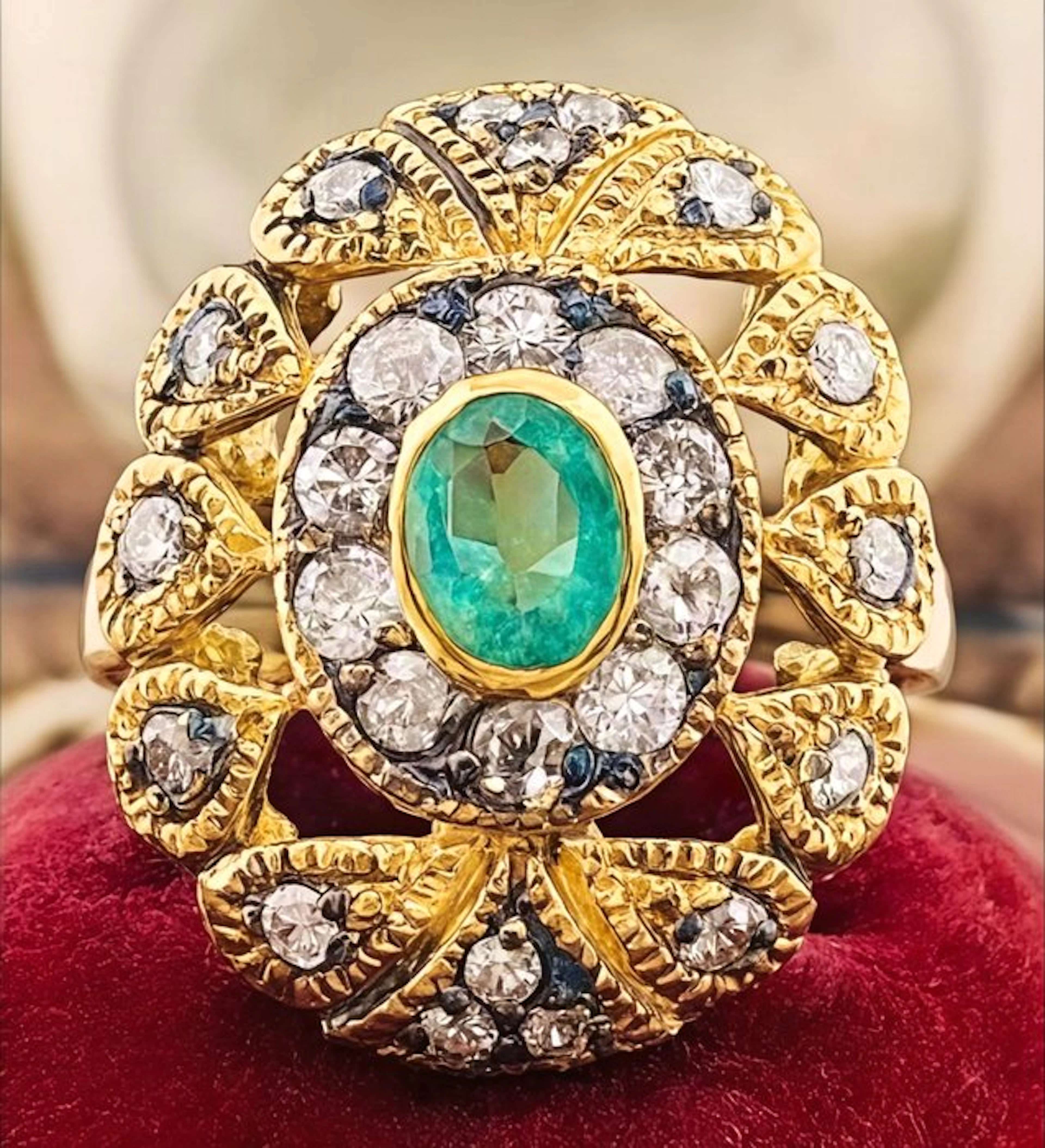 No reserve price - Ring - 9 kt. Yellow gold, Silver Emerald - Diamond