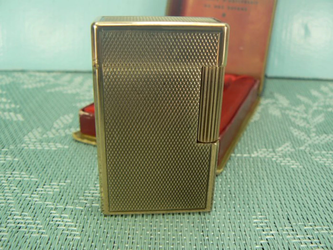 S.T. Dupont - Line 1 - Pocket lighter - Gold-plated