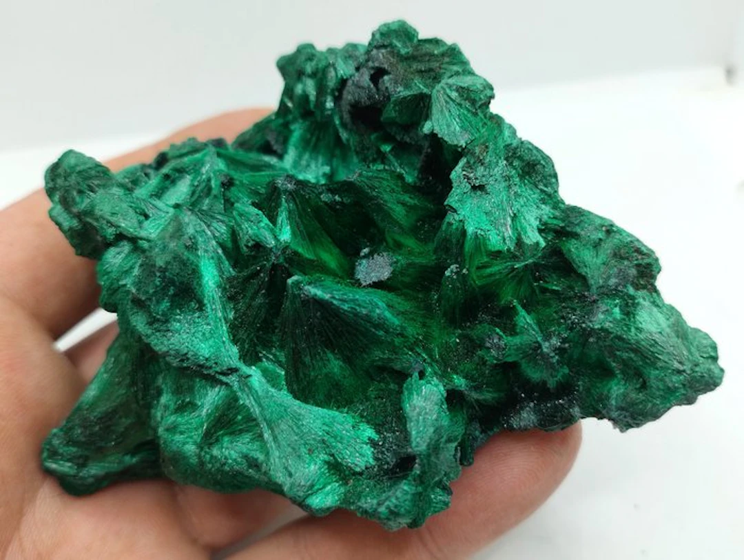 Rare Formation - Exceptional Quality - Iridescent Fibrous Malachite- 271 g