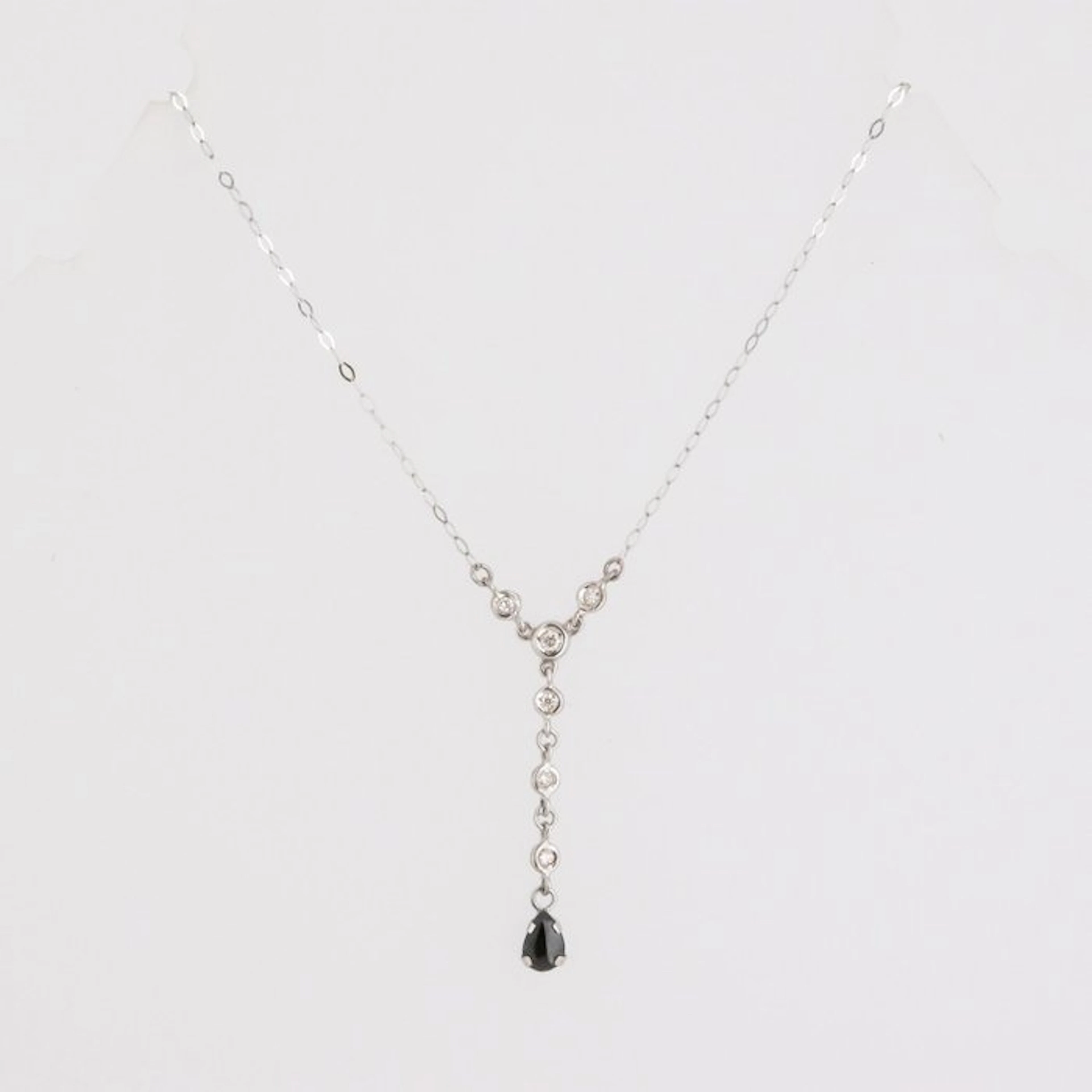 Pendant - 18 kt. White gold Sapphire - Diamond