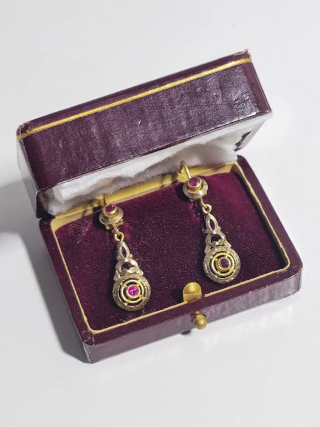Drop earrings - 18 kt. Yellow gold - Rubies - Art Nouveau