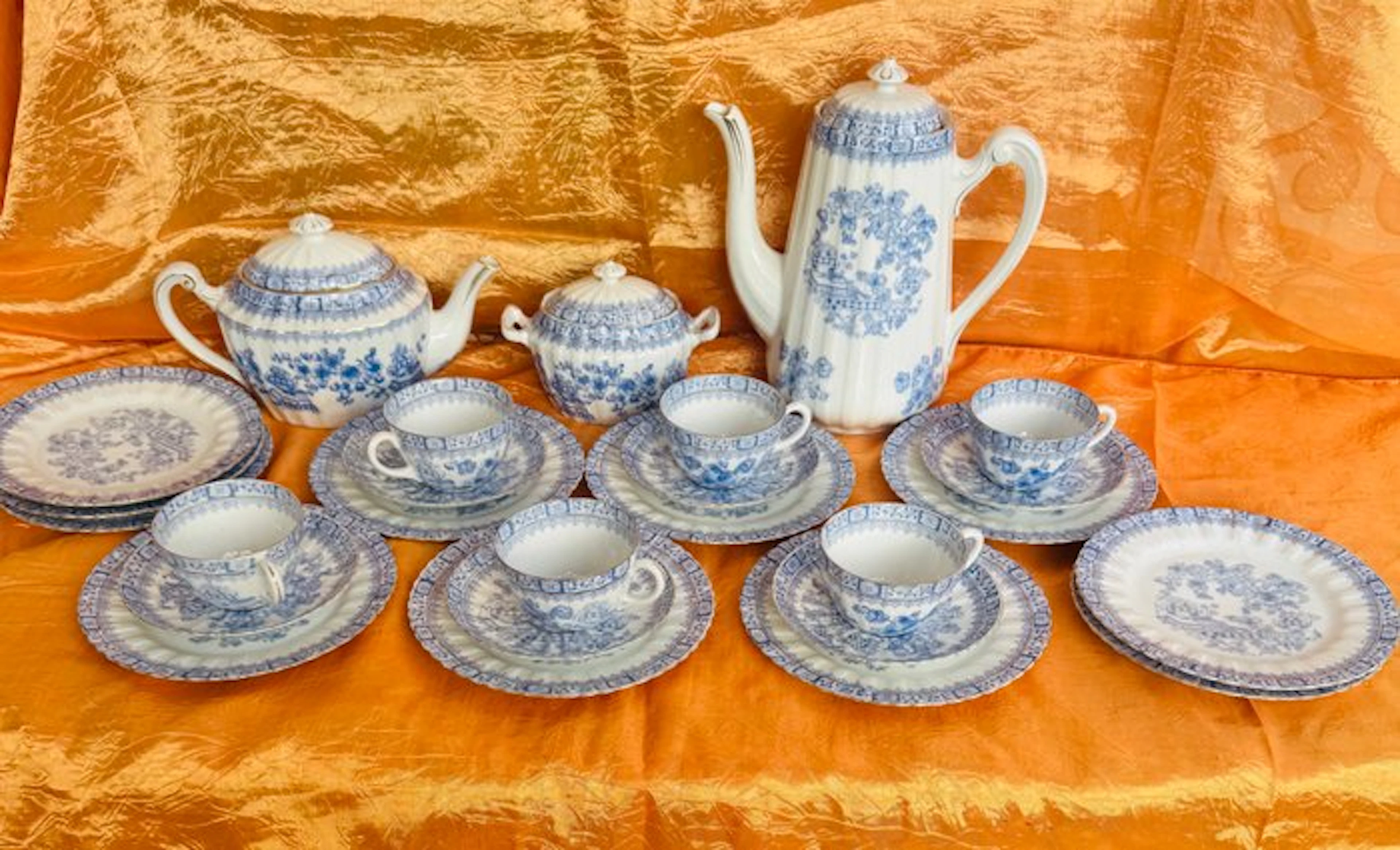 Halberstadt - Coffee service (26) - Porcelain