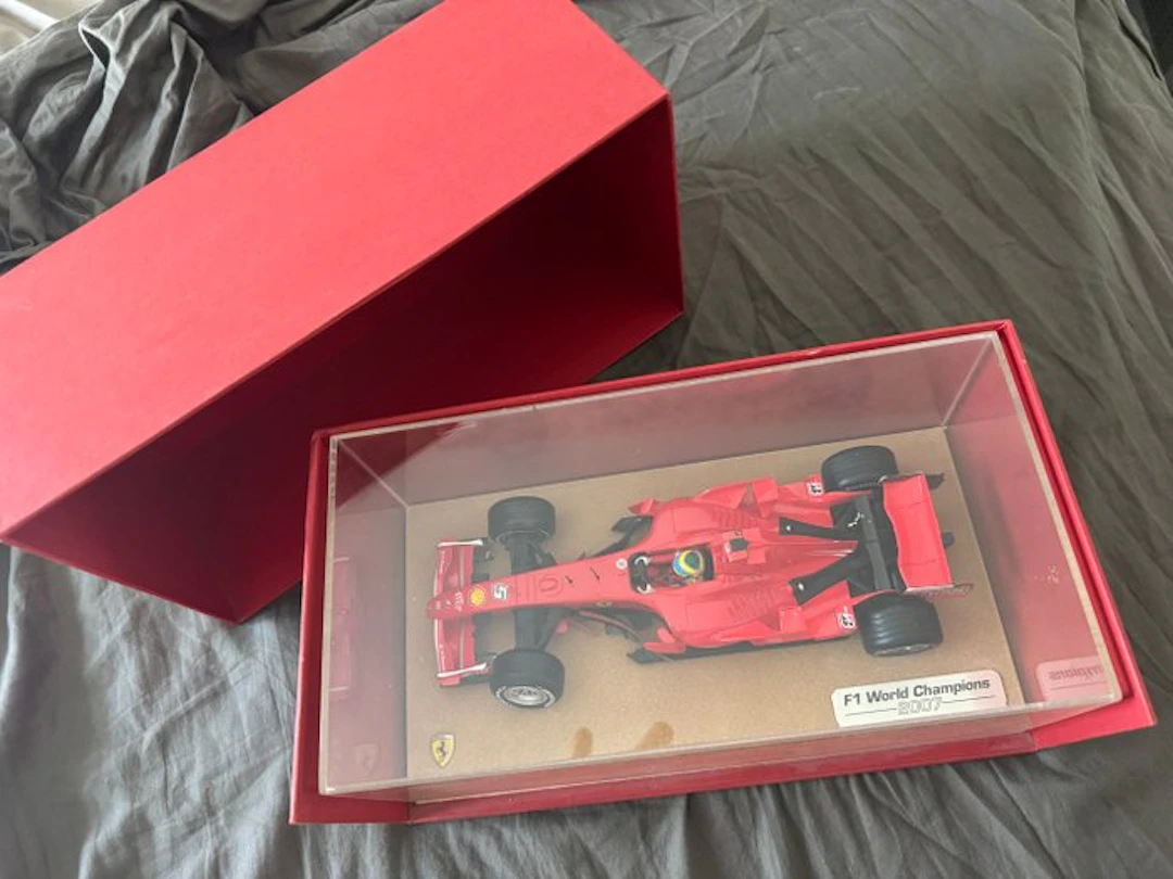 Ferrari 1:43 - Model sports car - Ferrari F2007 model - F1 World Champions 2007