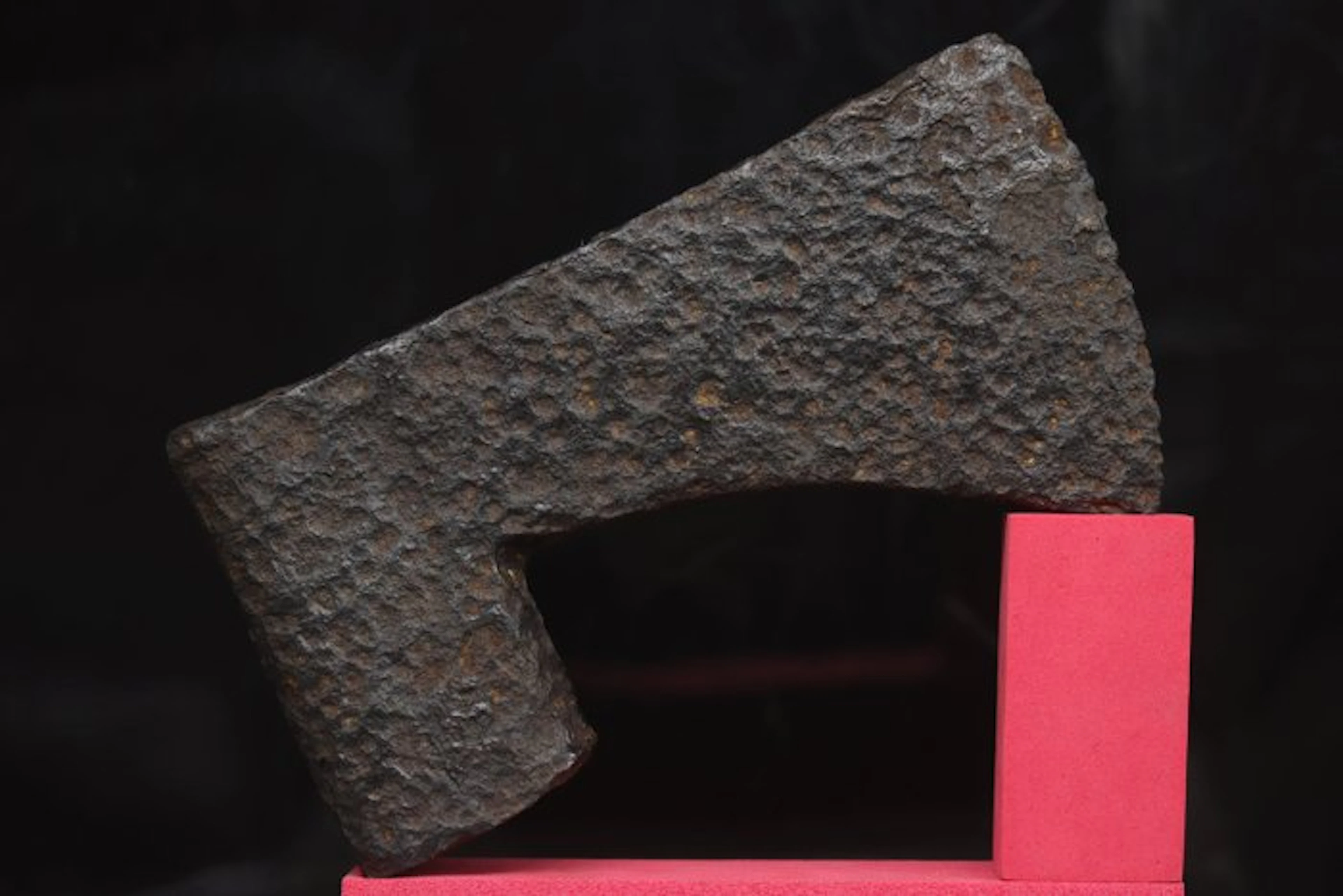Medieval (Gothic) - Heavy Iron Crusader Axe - 18.2 cm (No reserve price)