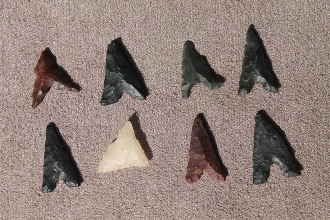 Neolithic Flint - Jasper Arrow head (No reserve price)