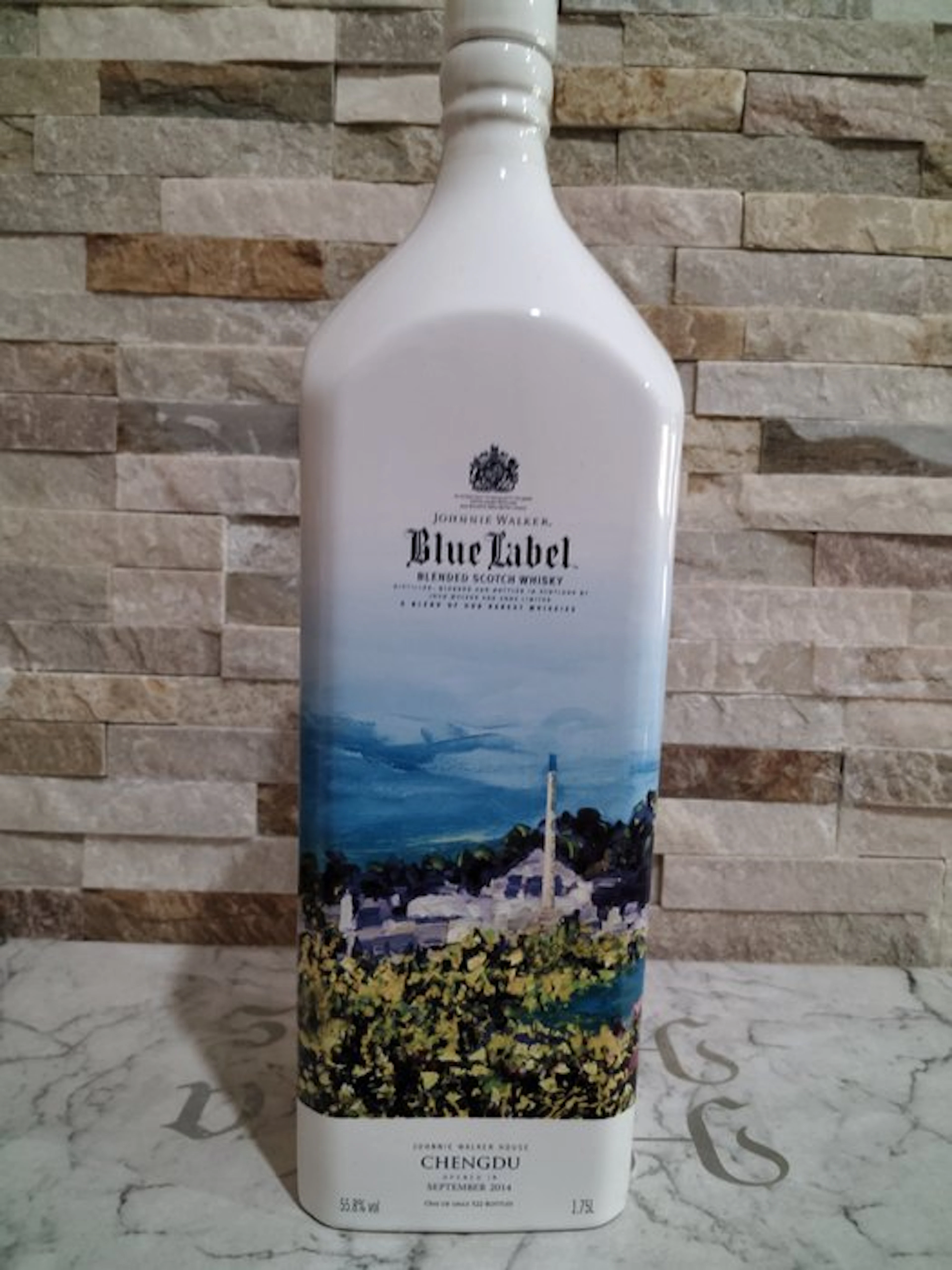 Johnnie Walker Blue Label - House Chengdu Edition - b. 2014 - 1,75 L