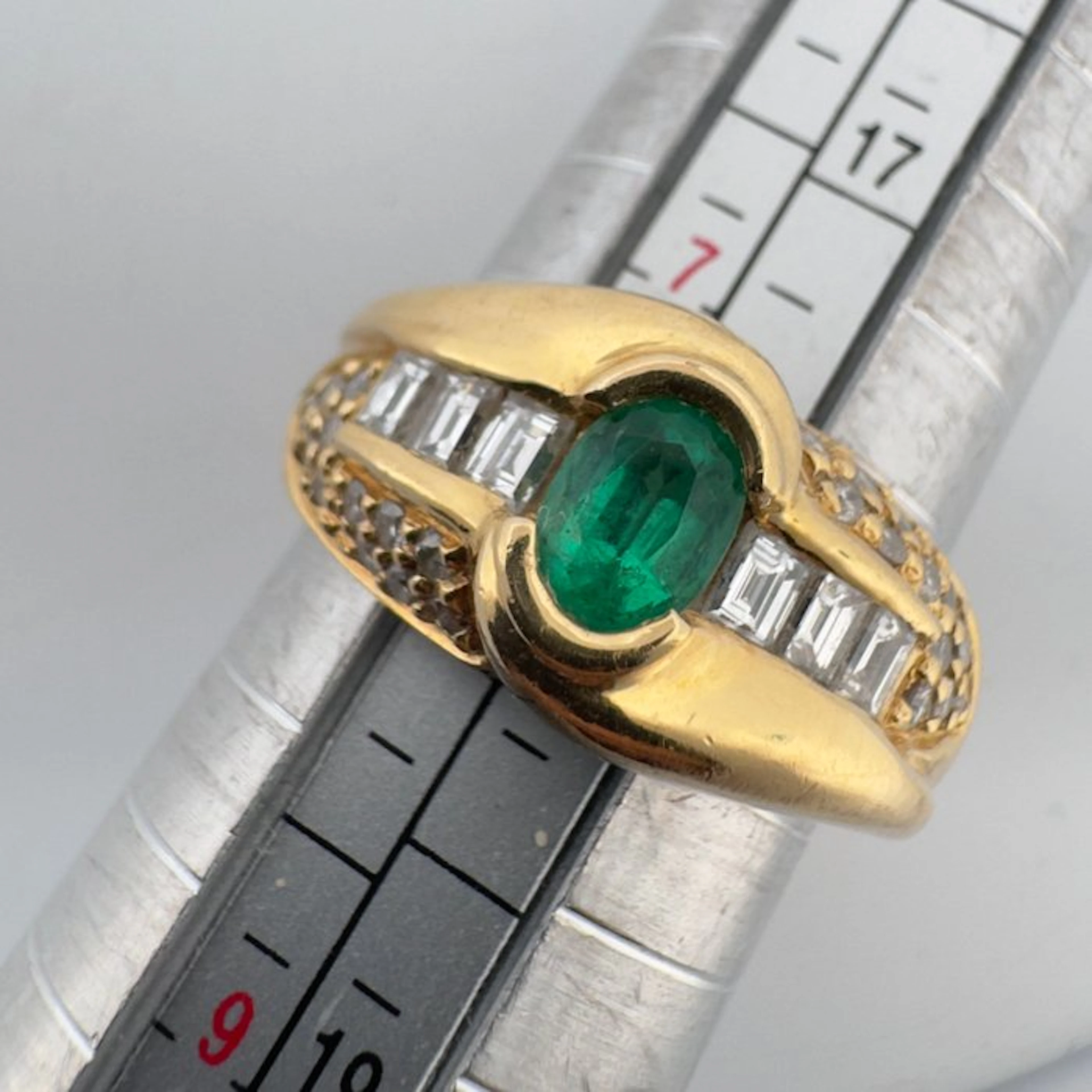 Ring - 18 kt. Yellow gold Emerald - Diamond