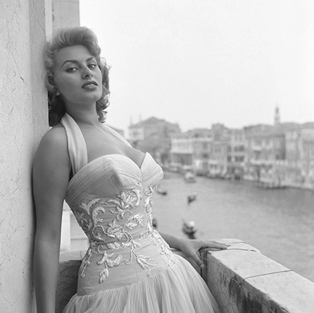 Camerapohoto Epoche/Vittorio Pavan - 73-Sophia Loren -Venezia 1955