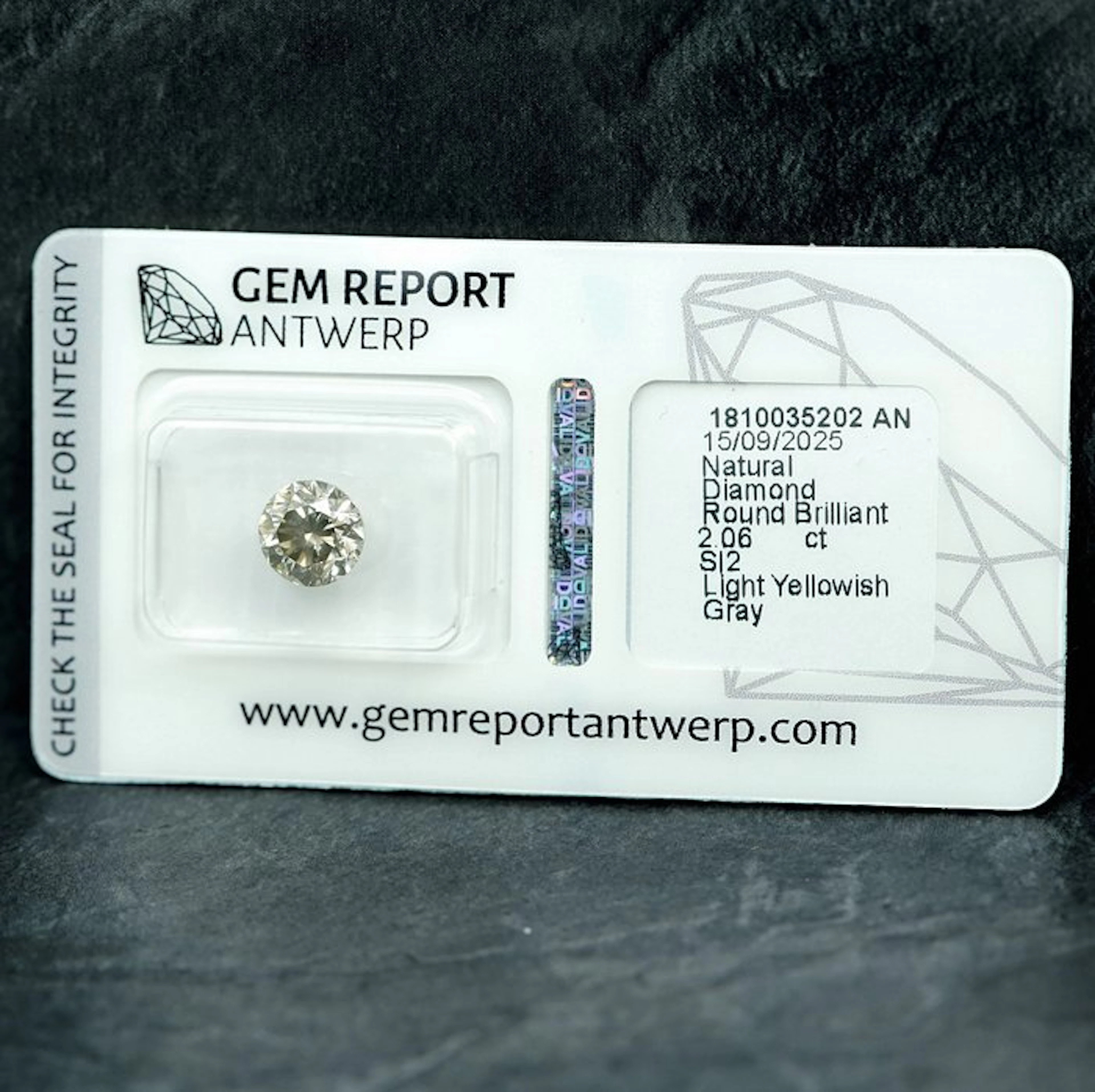 1 pcs Diamond (Natural coloured) - 2.06 ct - Round...