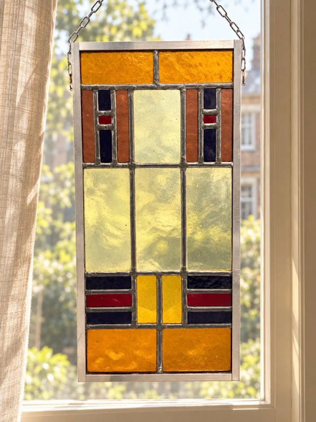 Stained glass window - 1930-1940 - geometric composition