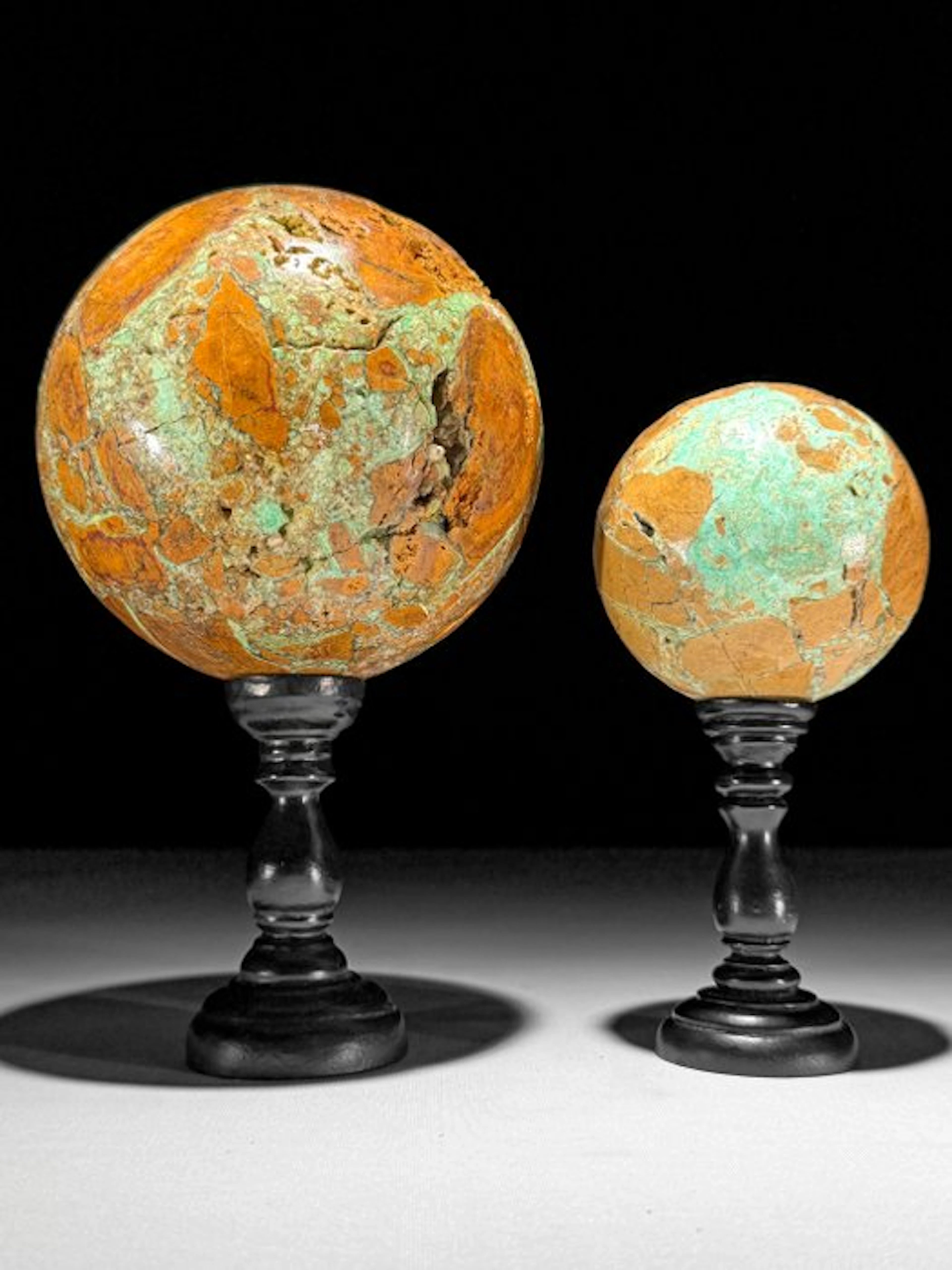 NO RESERVE PRICE - Wonderful Pair of Green Smithsonite...