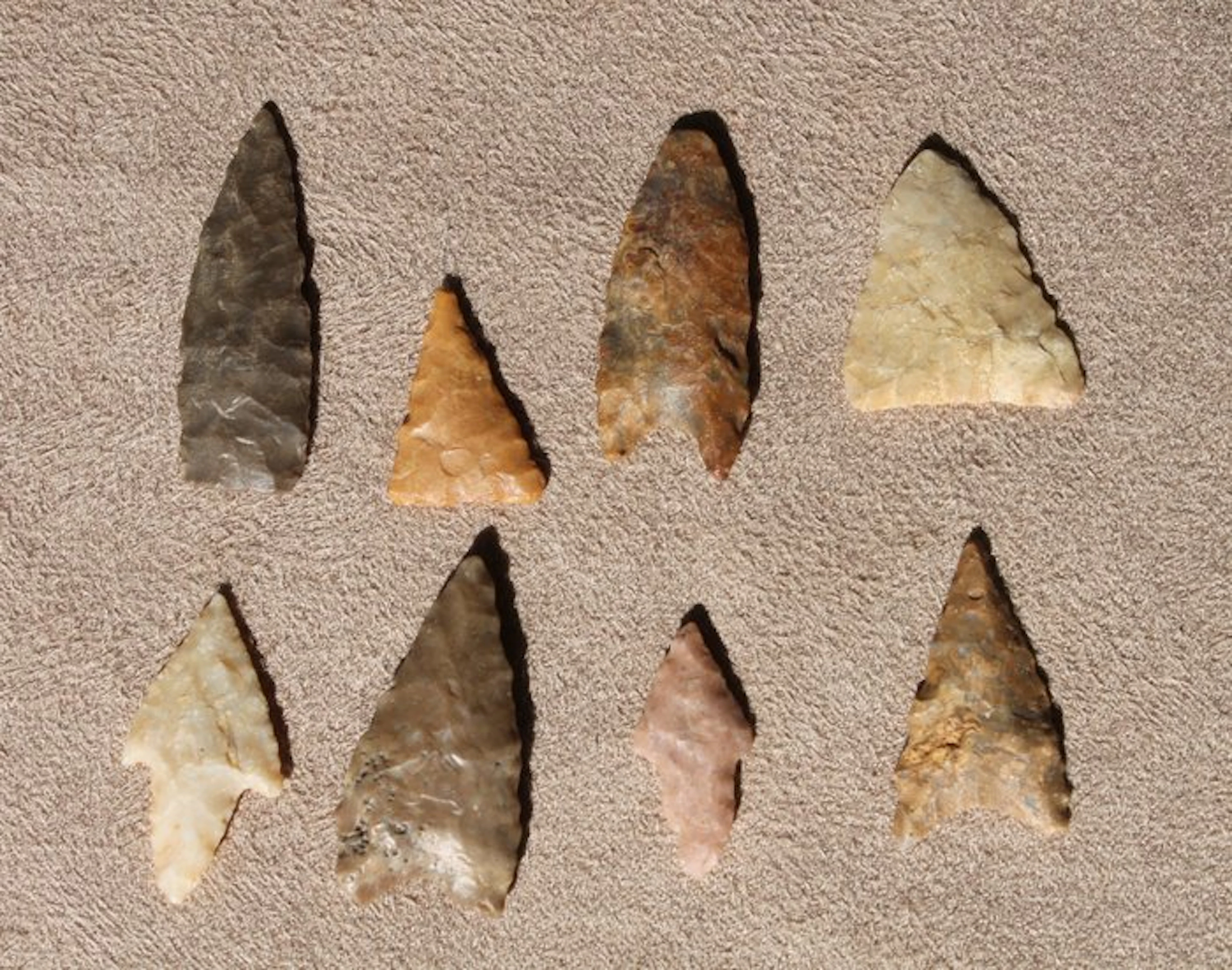 Neolithic silex, quartzite Arrow head (No reserve price)