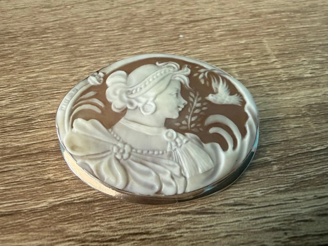 No reserve price - Cameo Silver