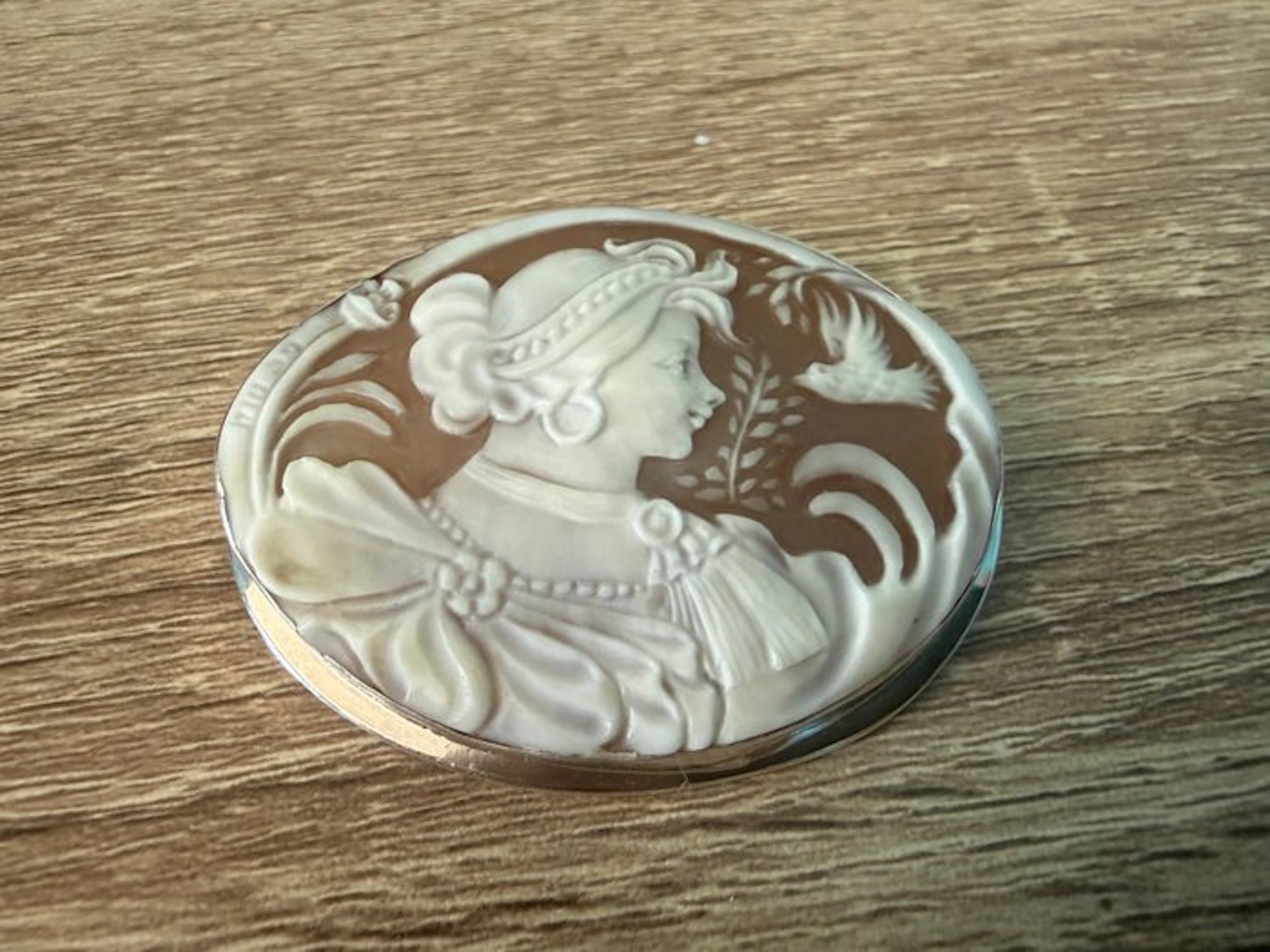 No reserve price - Cameo Silver