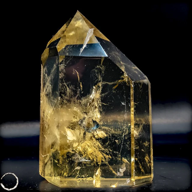 Natural citrine crystal – a radiant one-of-a-kind from Brazil