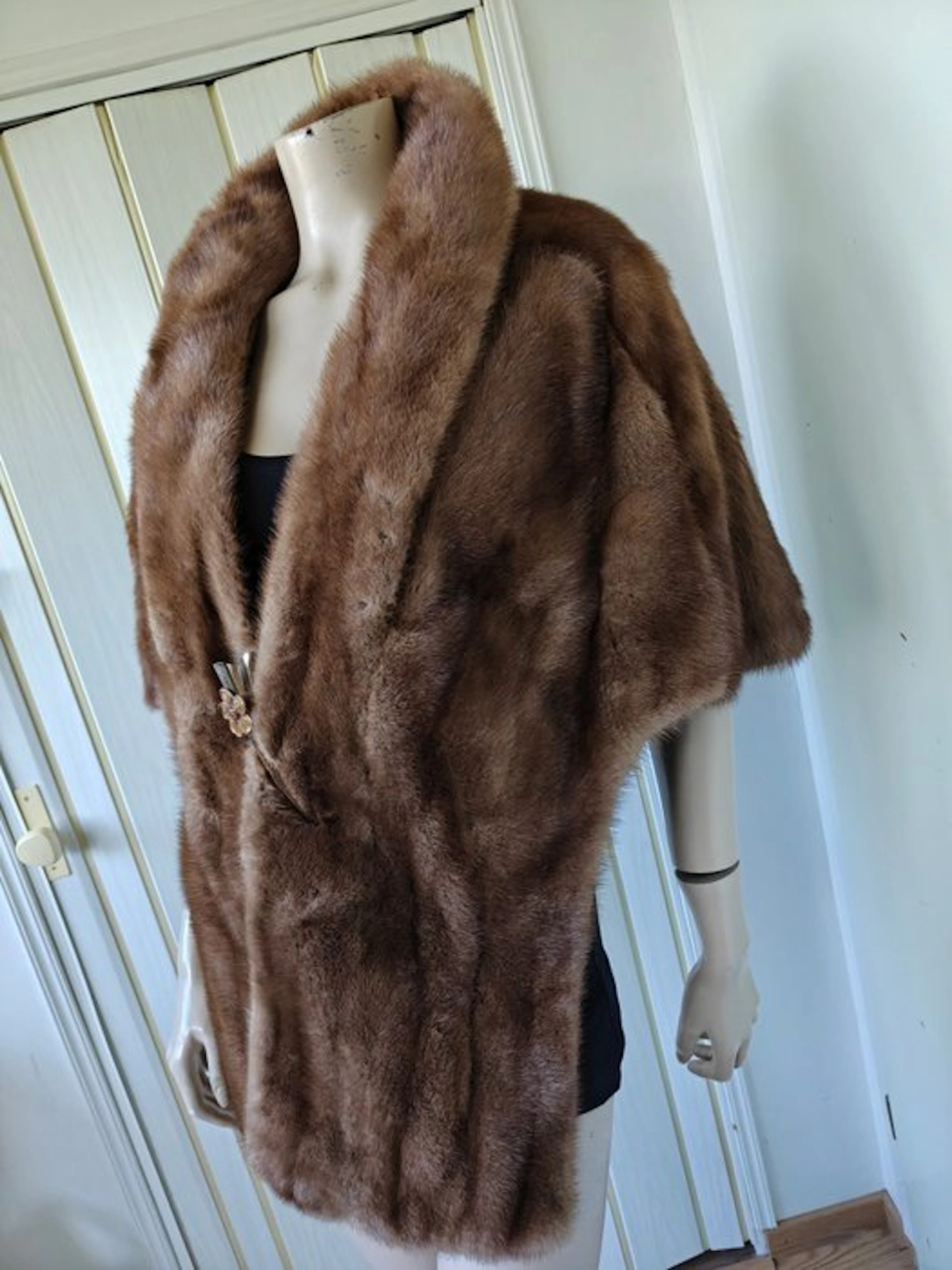 Artisan Furrier - Cape