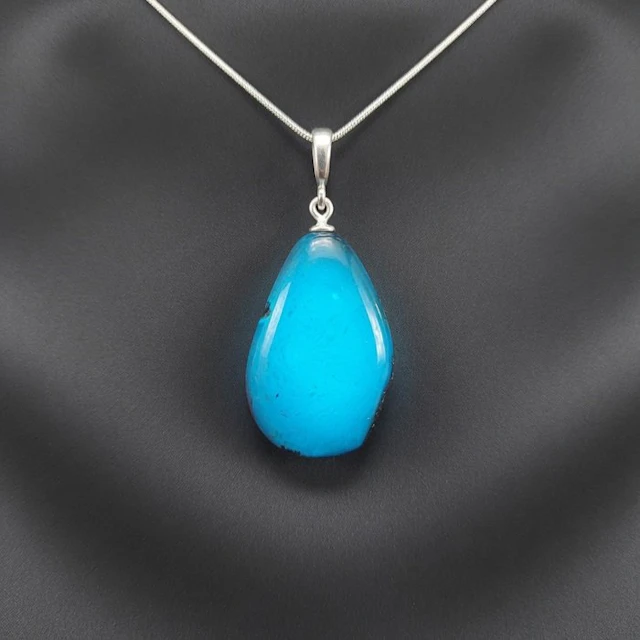 Sumatran amber pendant
