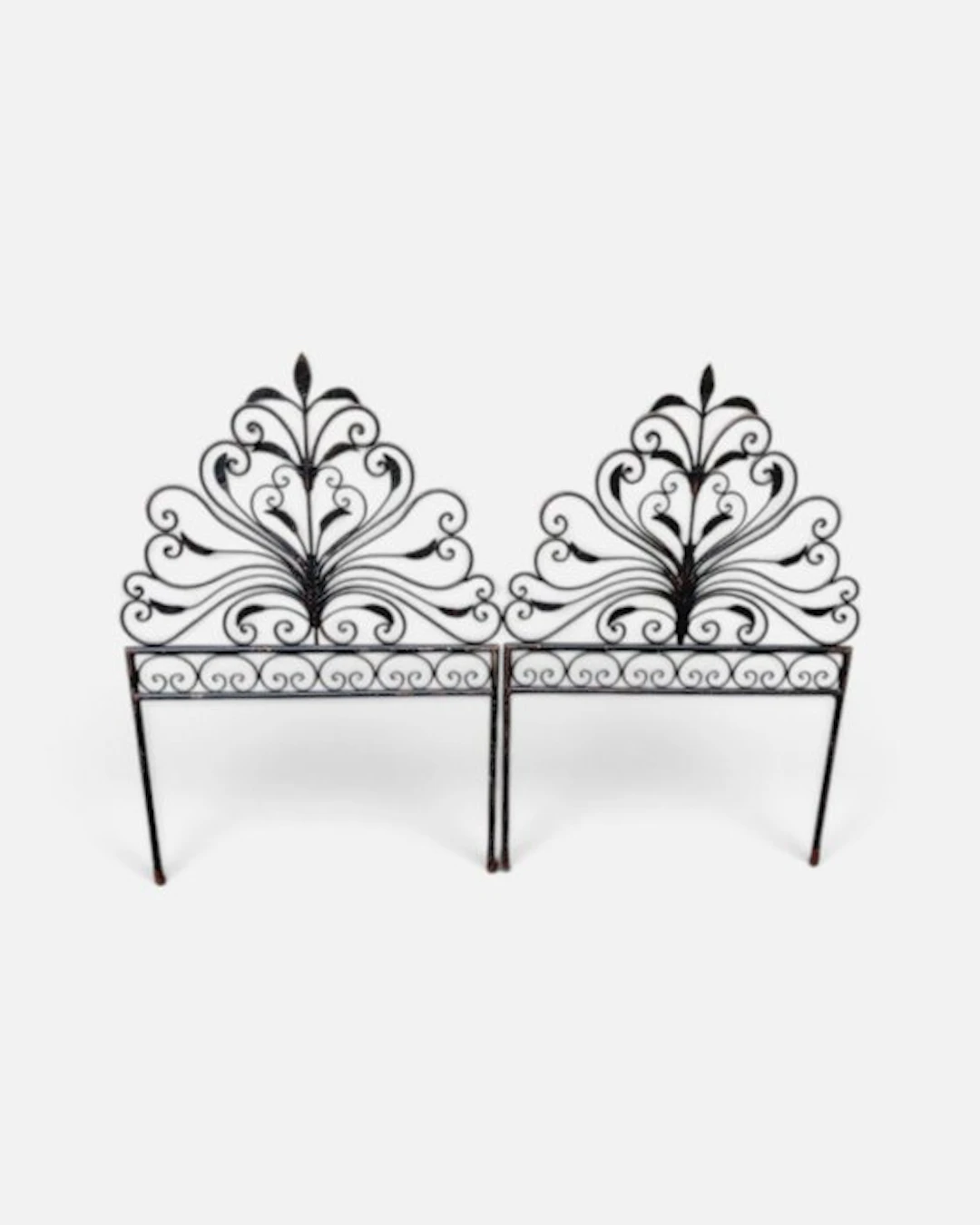 Bed (2) - Wrought iron - a pair of iron beds
