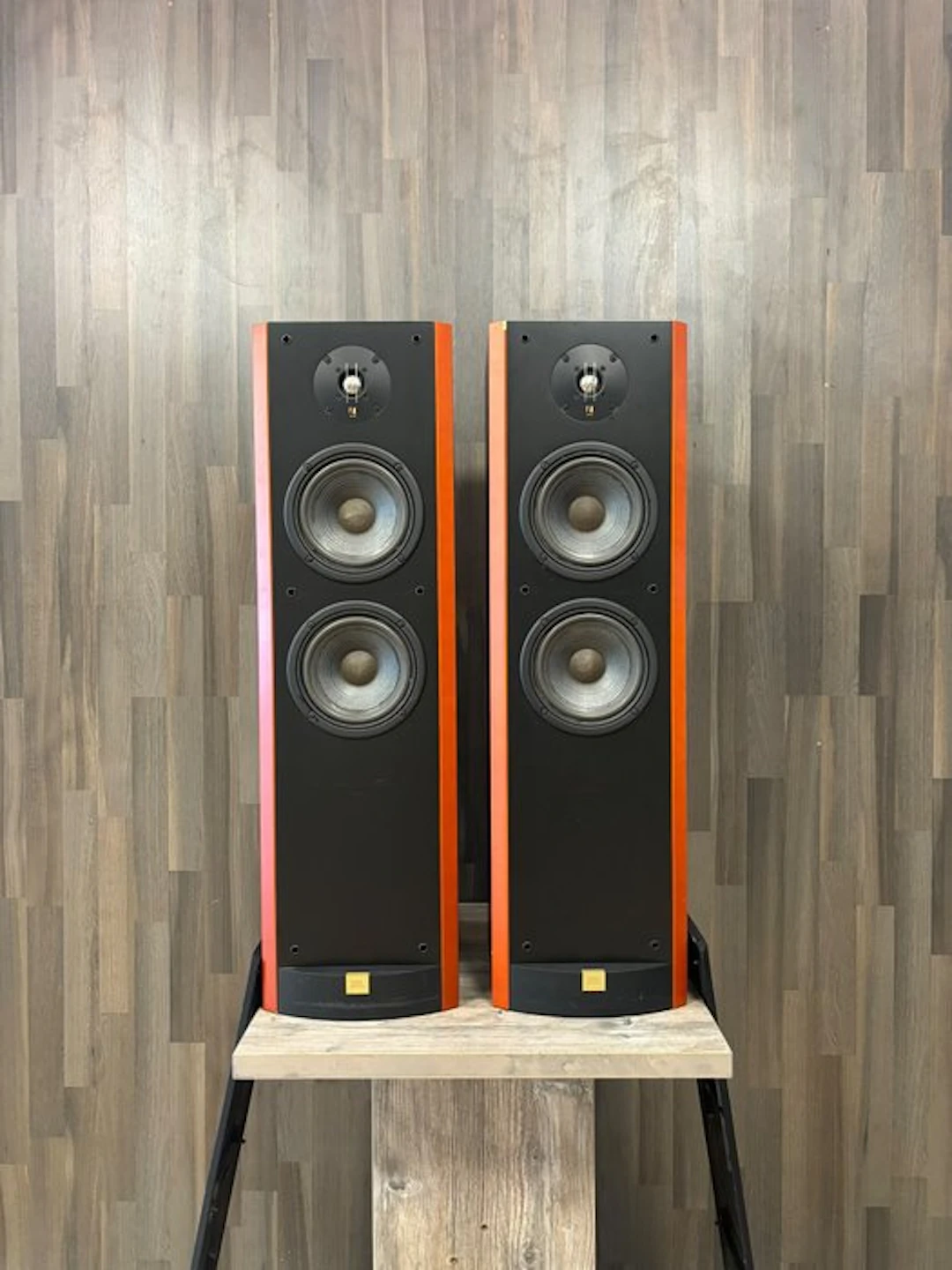 JBL - L6 Speaker set