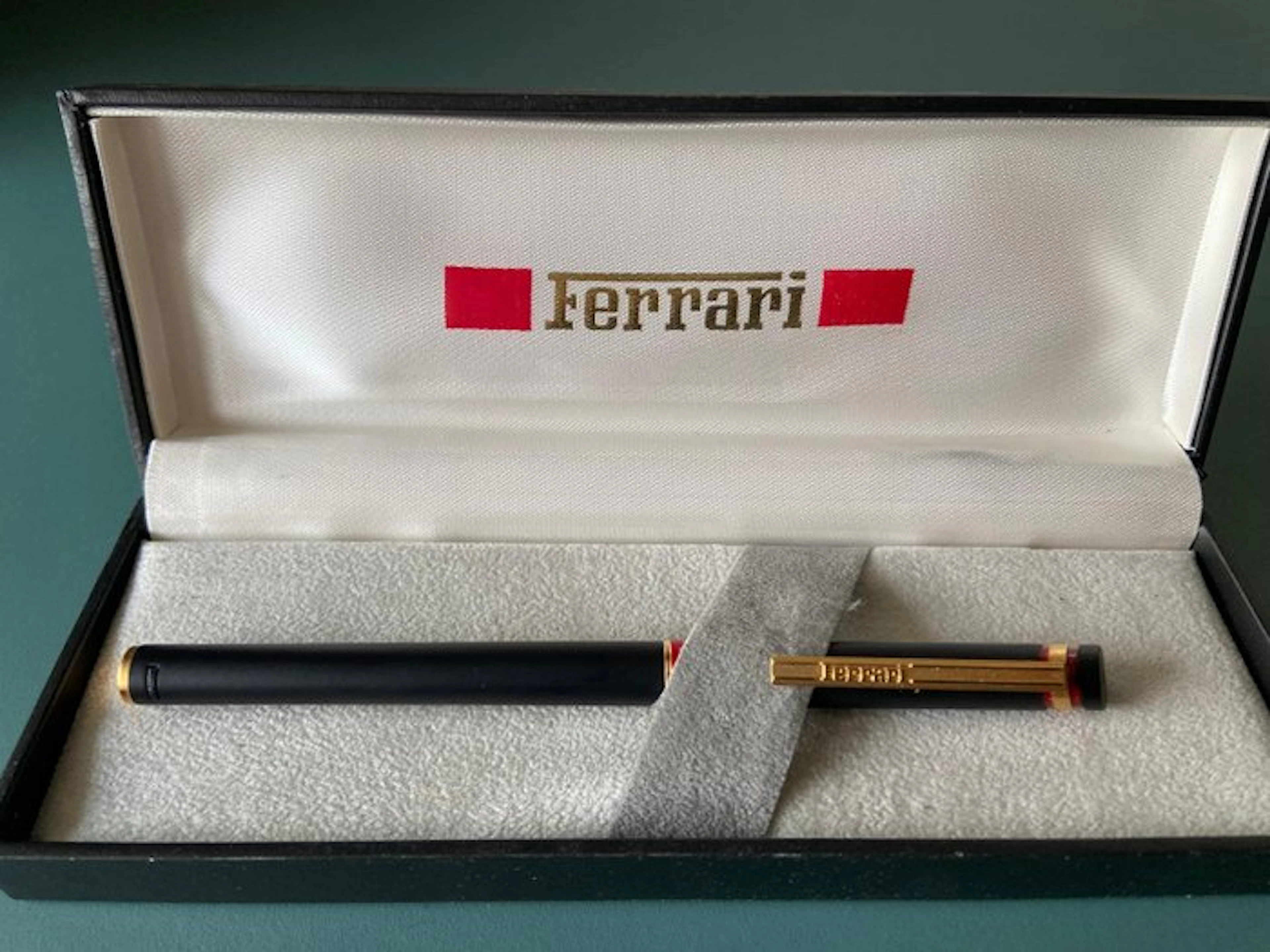 Aurora - Ferrari Formula by Aurora - Fountain pen