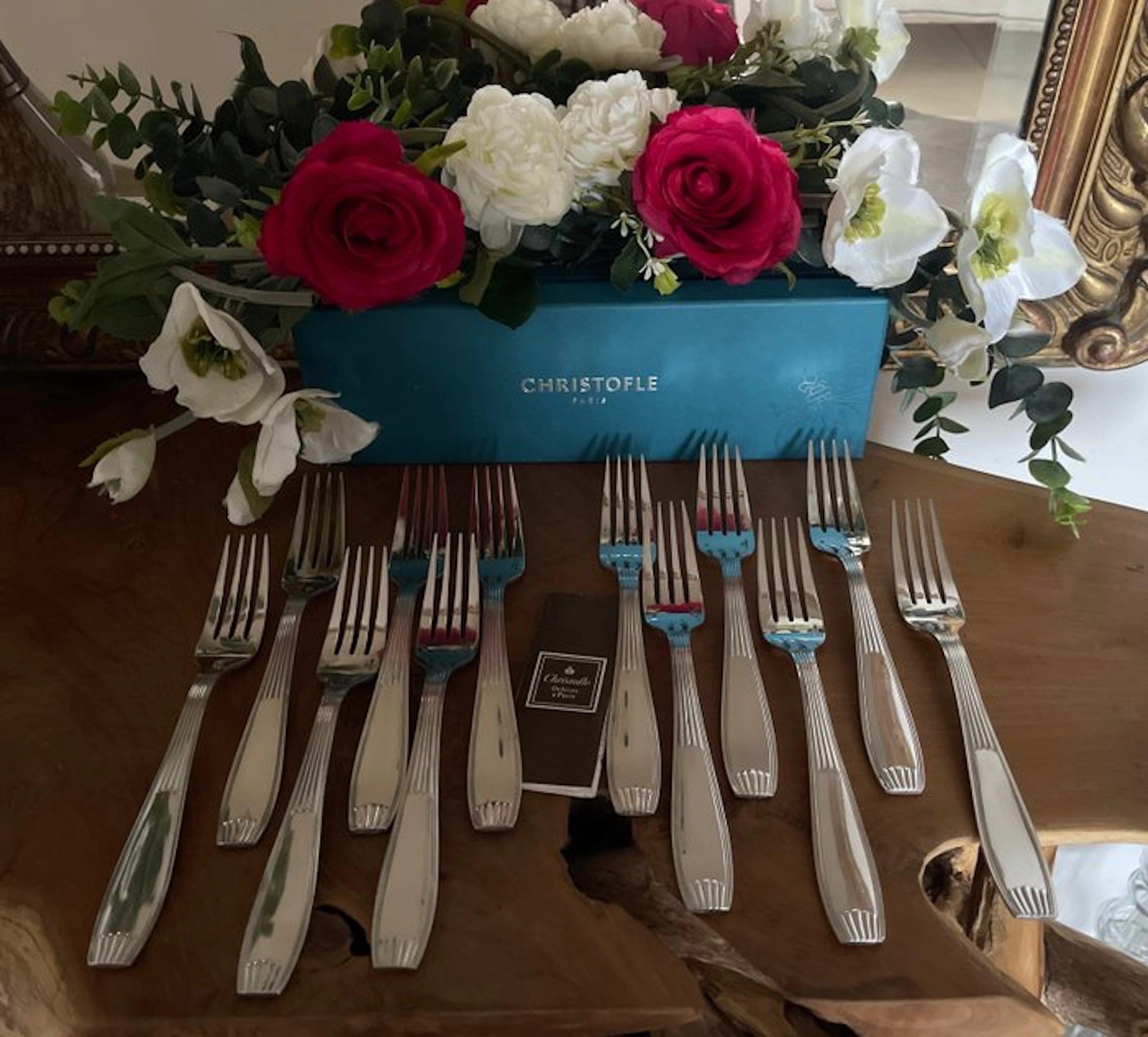 Christofle - Fork - Set of 12 Saigon model dinner forks - silvered metal