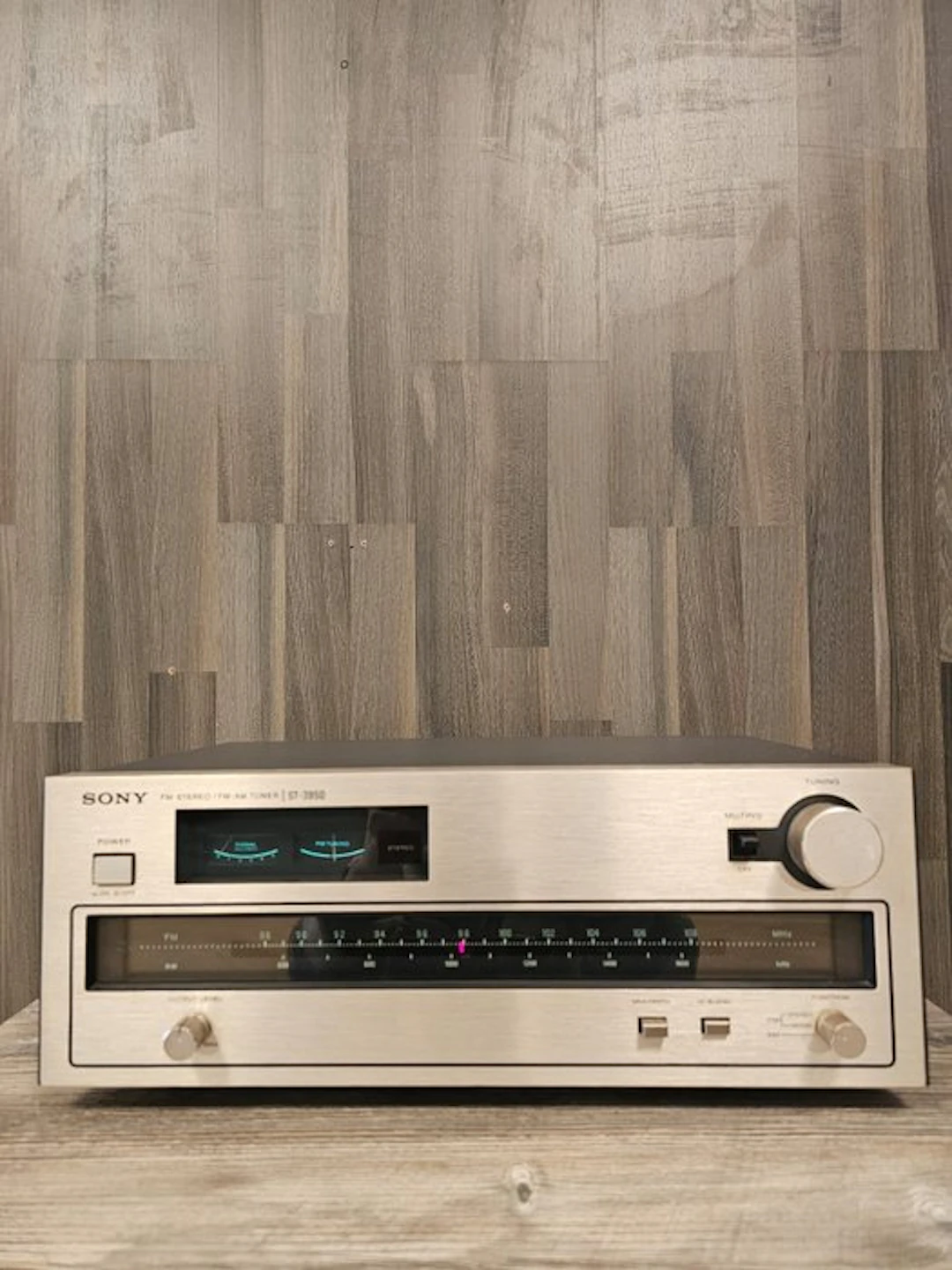 Sony - ST-3950 Tuner