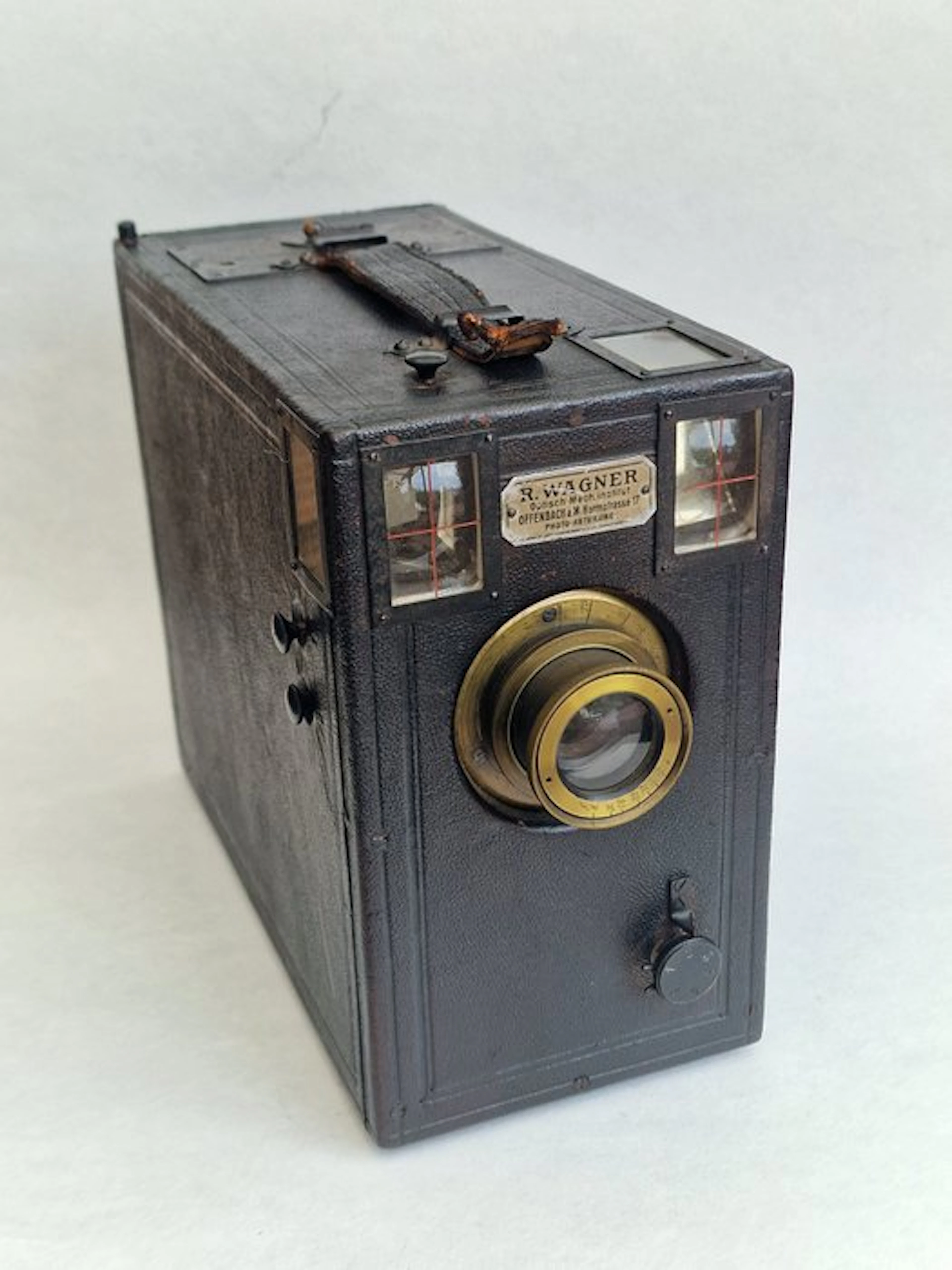 R.Wagner Germany Falling plate camera with brass lens | Box camera
