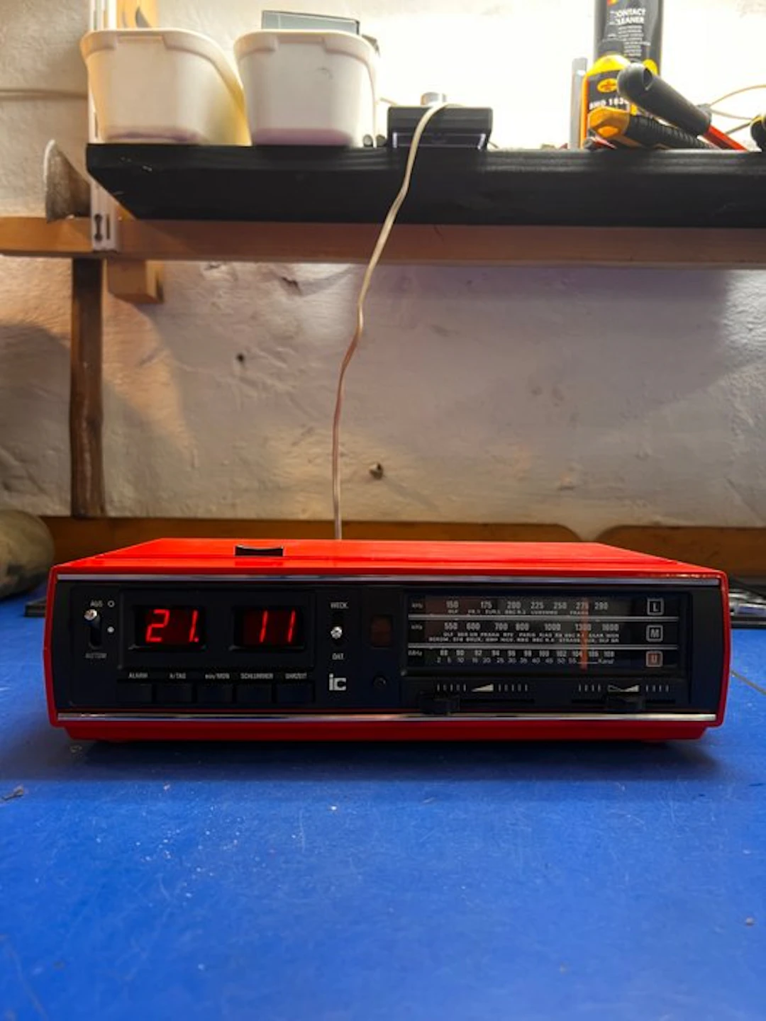 Grundig - Sono-Clock 21 'Space Age' Radio