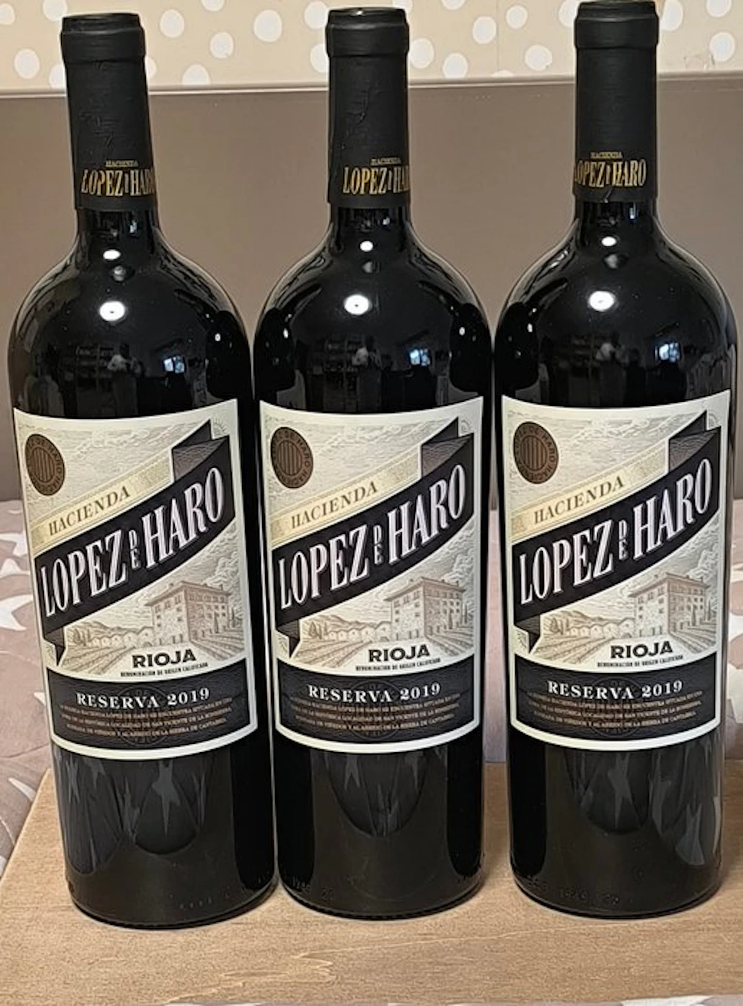 2019 Hacienda Lopez de Haro - Rioja Reserva - 3 Magnums (1.5L)