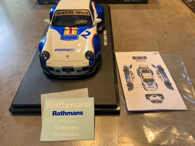 GT Spirit 1:18 - Model race car - Porsche 911 RWB ROTHMANS LIBERTY WALK - 2008
