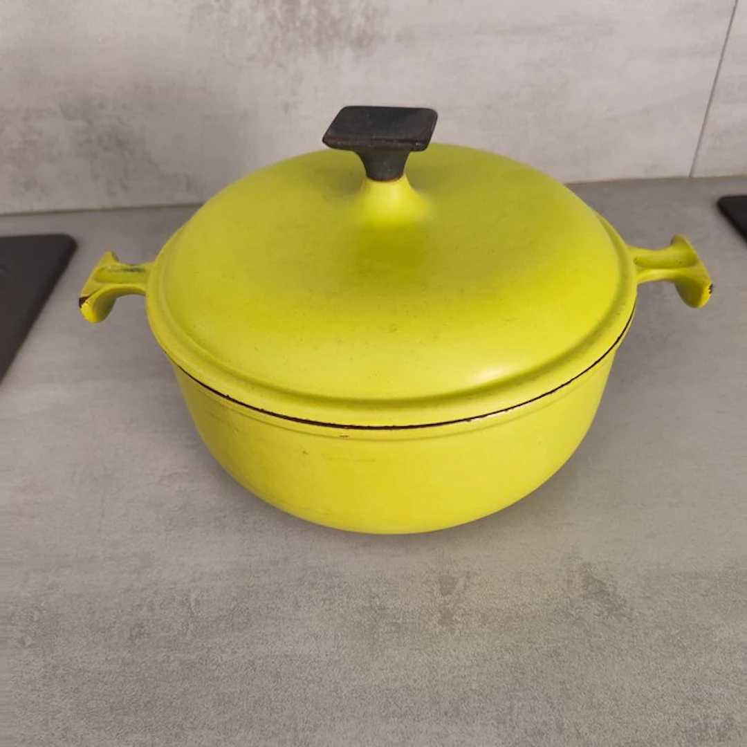 Enzo Mari - Casserole dish - La Mama - Cast iron - La Mama by Enzo Mari