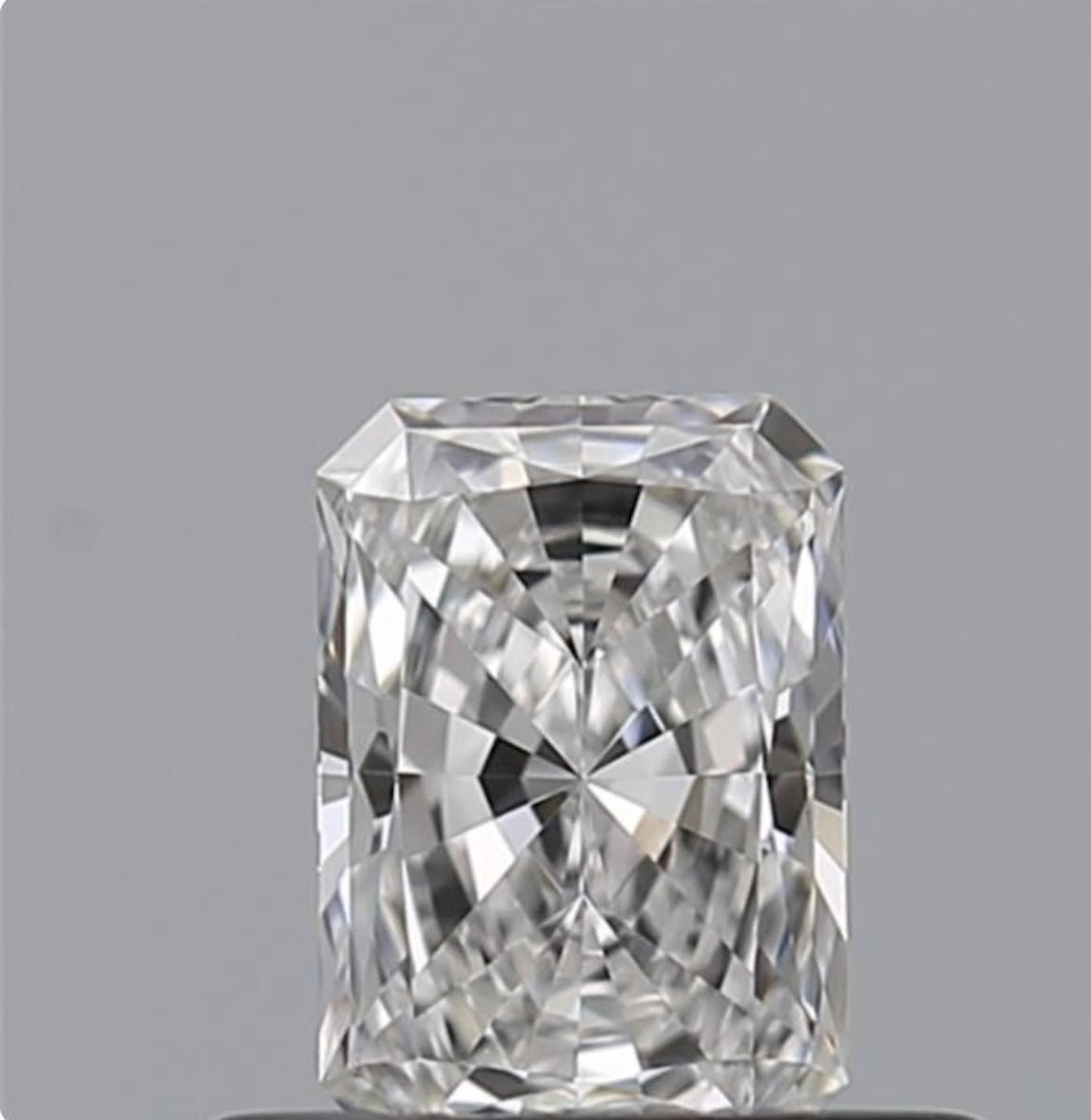 1 pcs Diamond (Natural) - 0.36 ct - Radiant - E - IF...