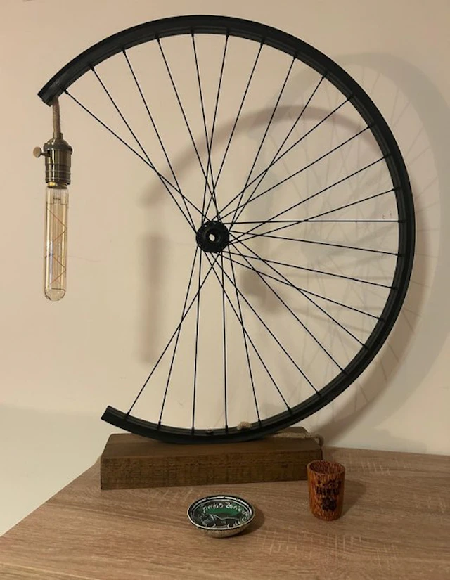 Table lamp - Iron, Wood, Aluminium - Upcycled Bicycle wheel lamp