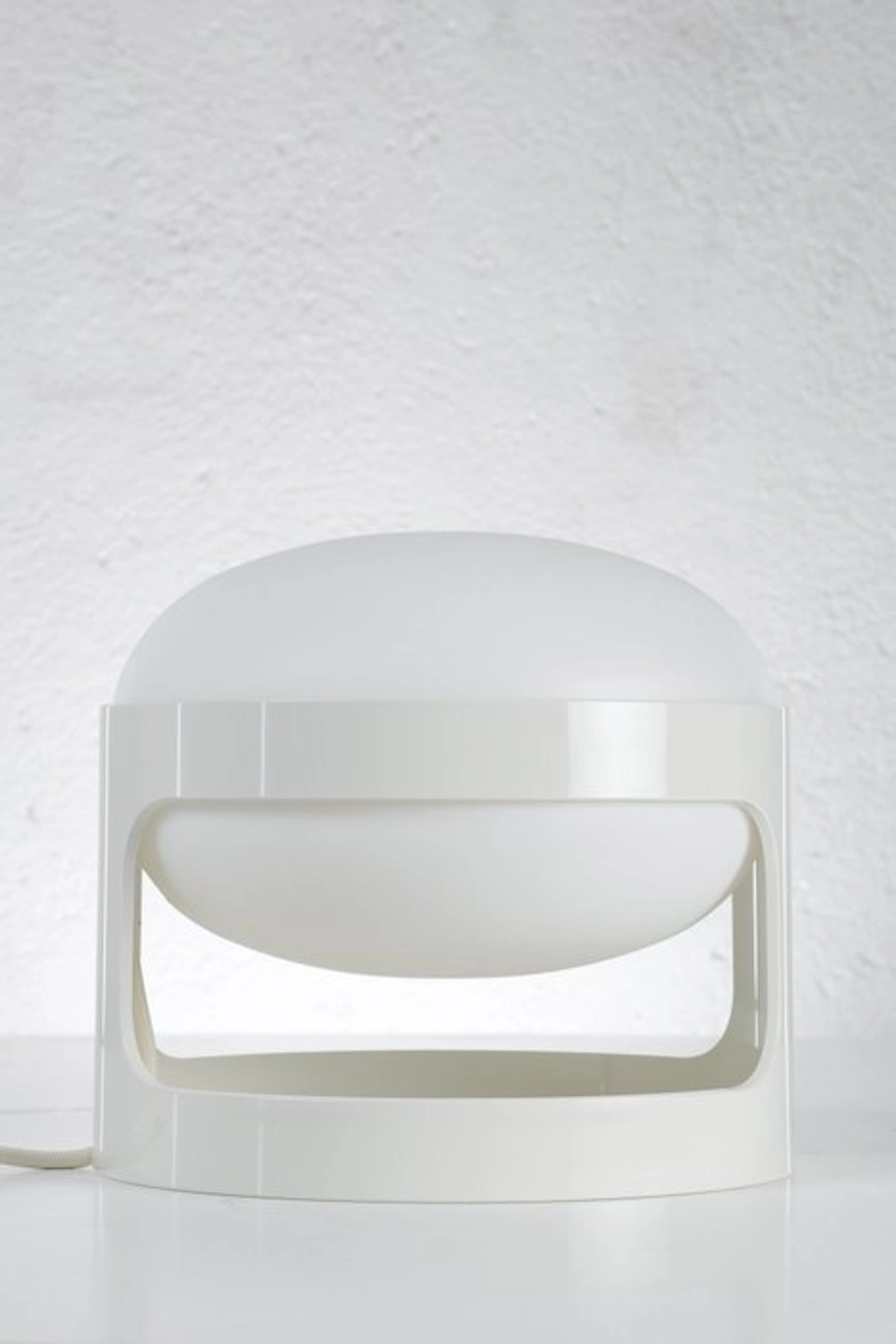 Kartell - Joe Colombo - Table lamp - KD28 - White - Plastic