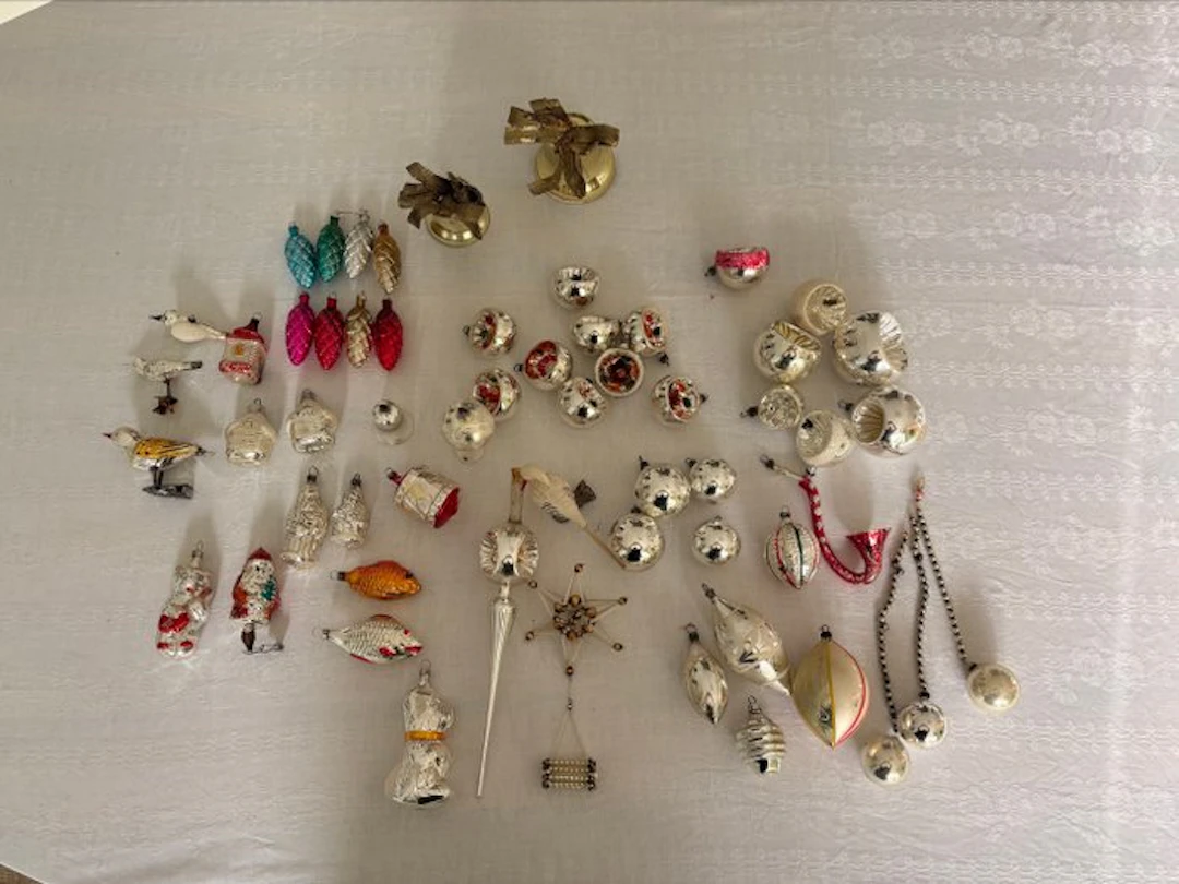 Christmas tree ornament (57) - Vintage - Glass