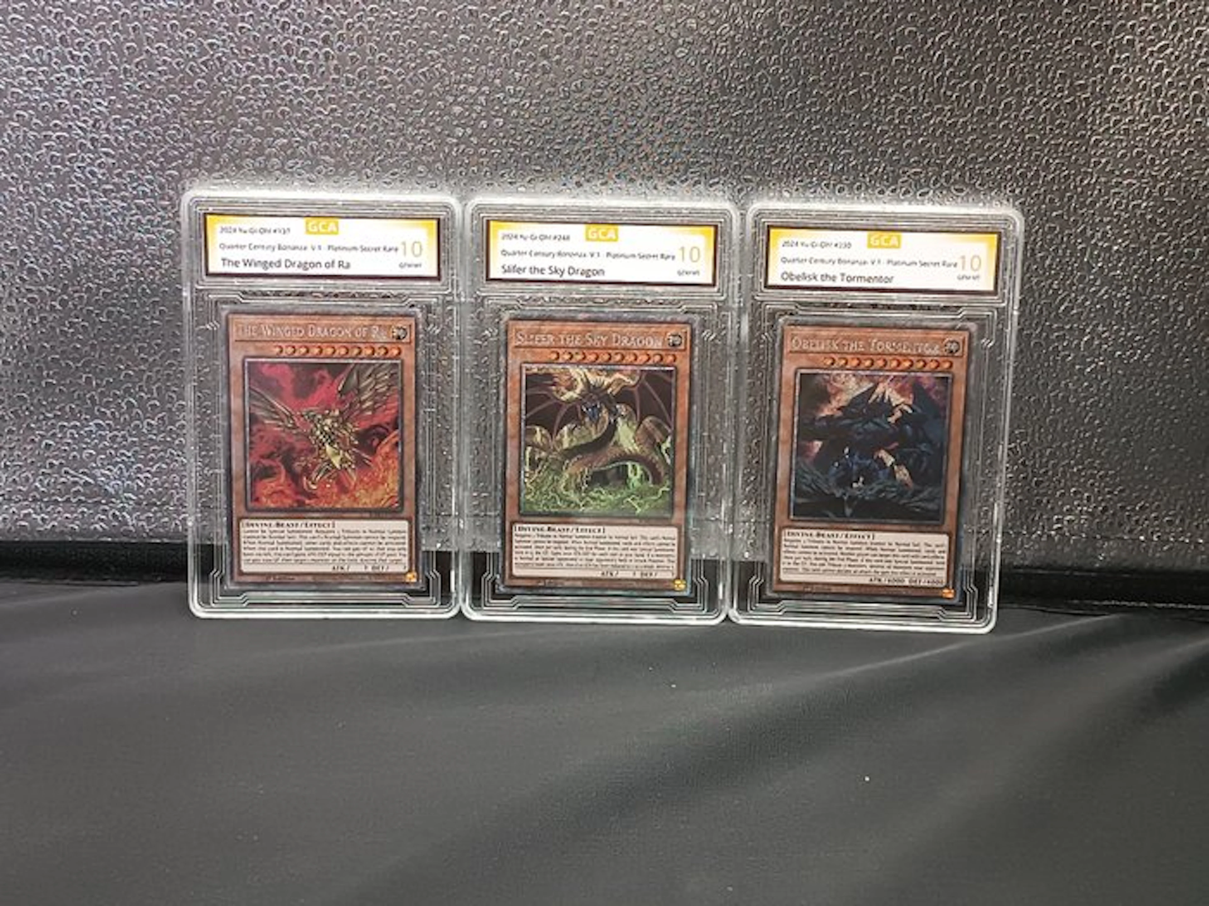 Konami - 3 Card - Yu-Gi-Oh! - The Winged Dragon of Ra